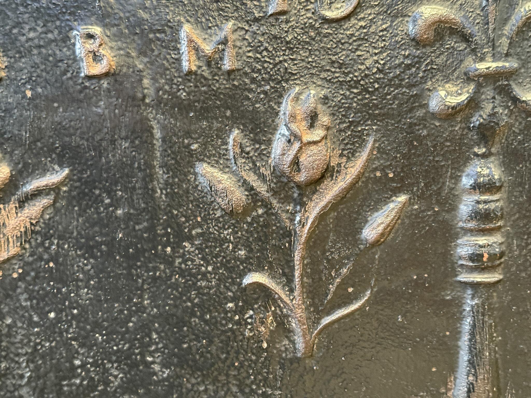 18th Century and Earlier 18th Century French 'Pillars with Decoration' Fireback / Backsplash For Sale
