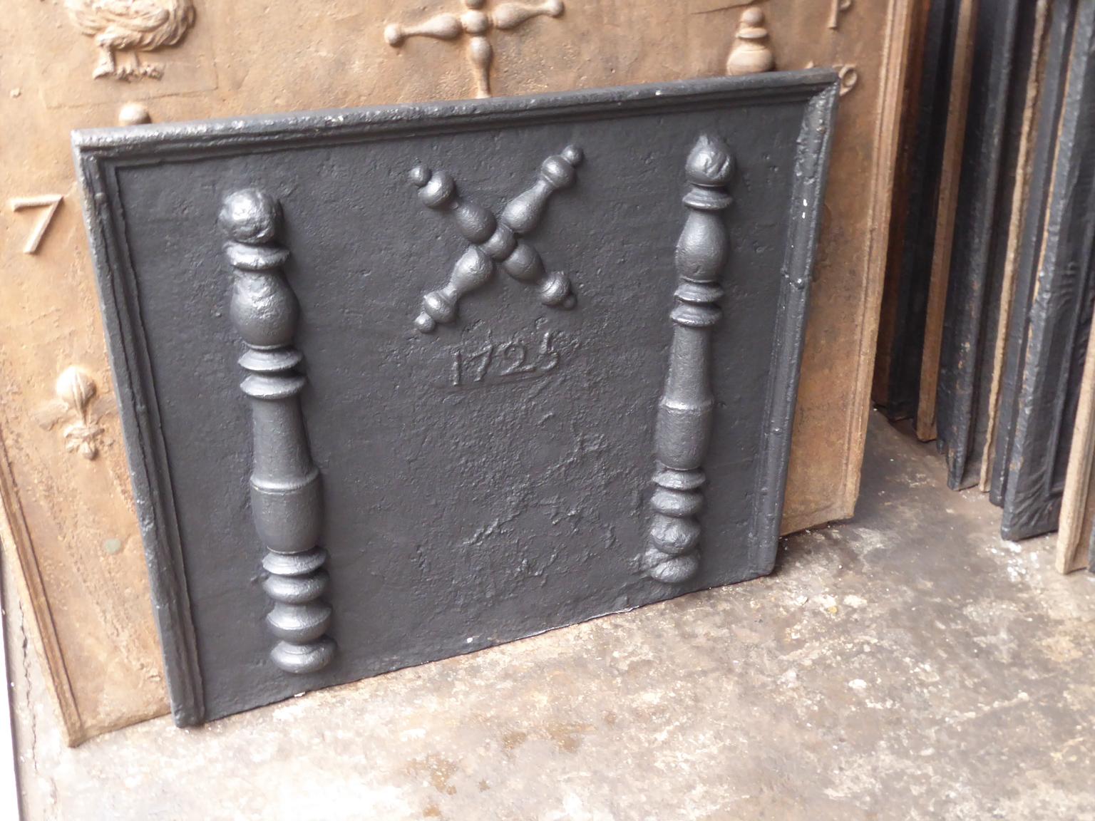 18th Century and Earlier 18th Century French 'Pillars with Saint Andrew's Cross' Fireback / Backsplash For Sale