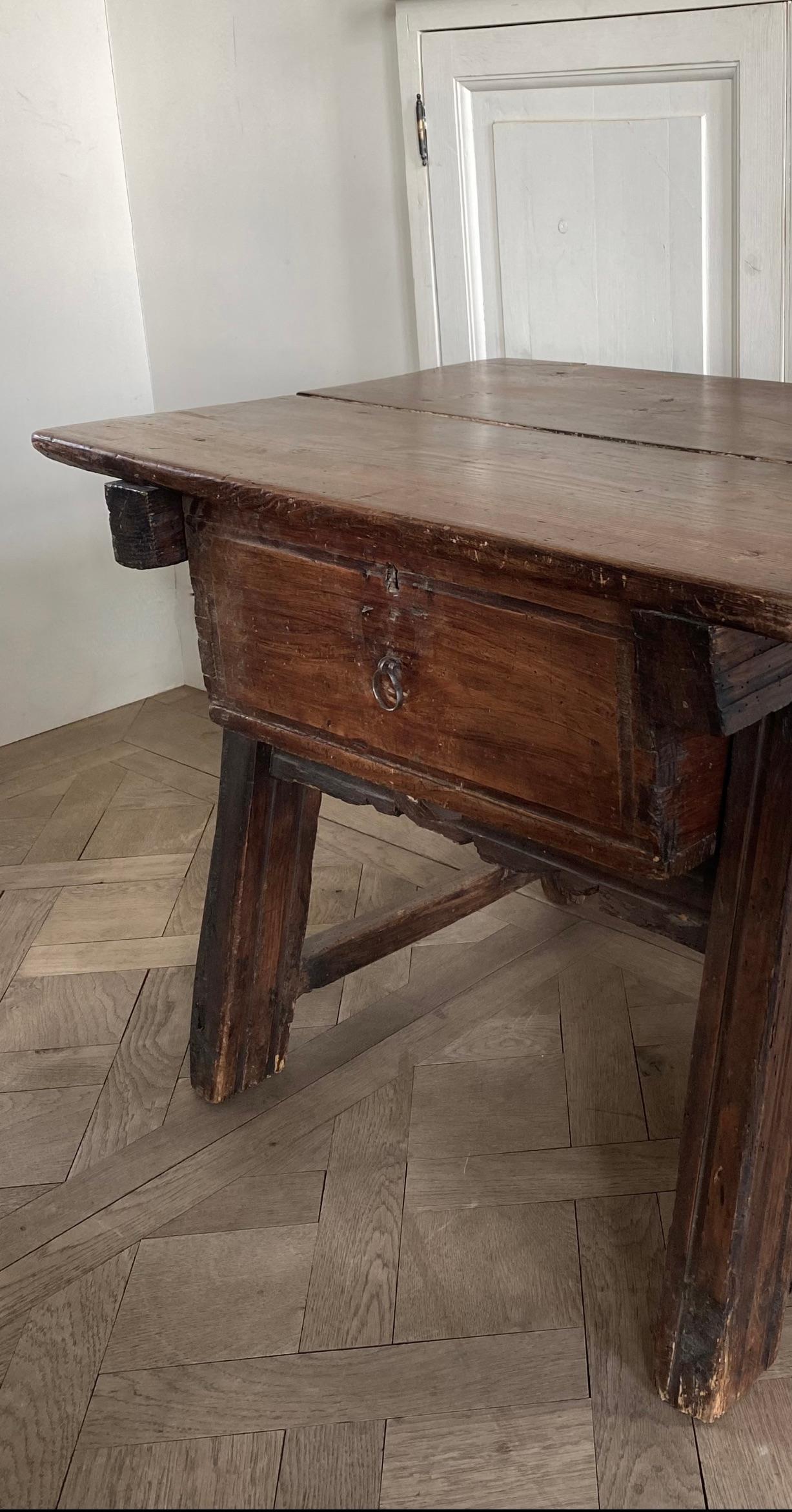 18th Century French Pine Pay Table For Sale 3