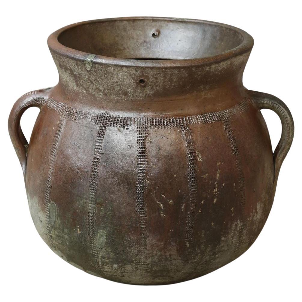 18th Century French Ponne Pot For Sale