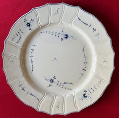 18th Century French Porcelain Round Charger Platter in Chantilly Blue Sprig
