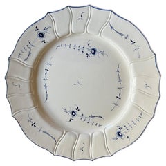 18th Century French Porcelain Round Charger Platter in Chantilly Blue Sprig