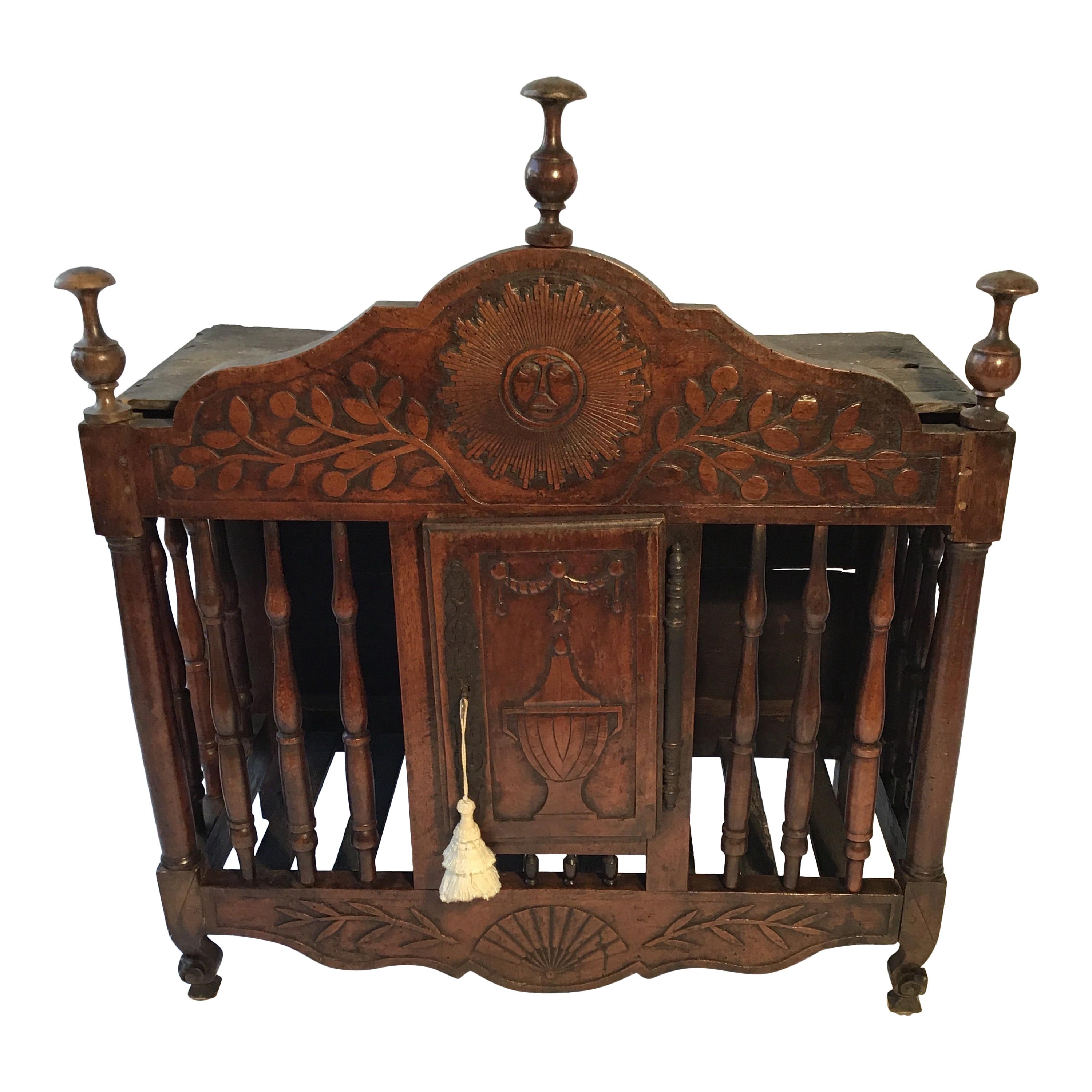 18th Century French Provençal Louis XV Walnut Panetiere For Sale