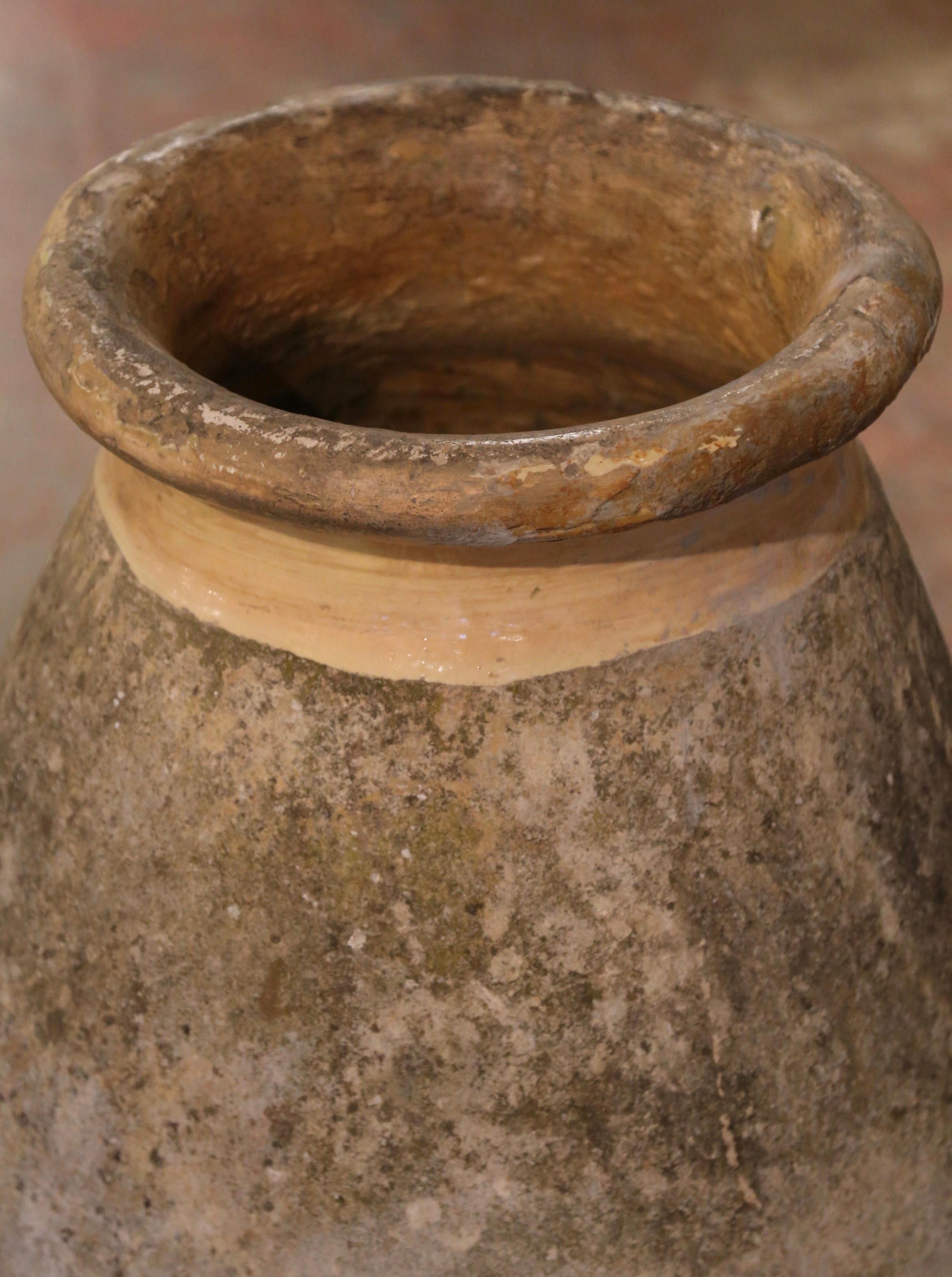 XVIIIe siècle Pot à huile d'olivier provençal français du 18ème siècle en terre cuite de Biot  en vente