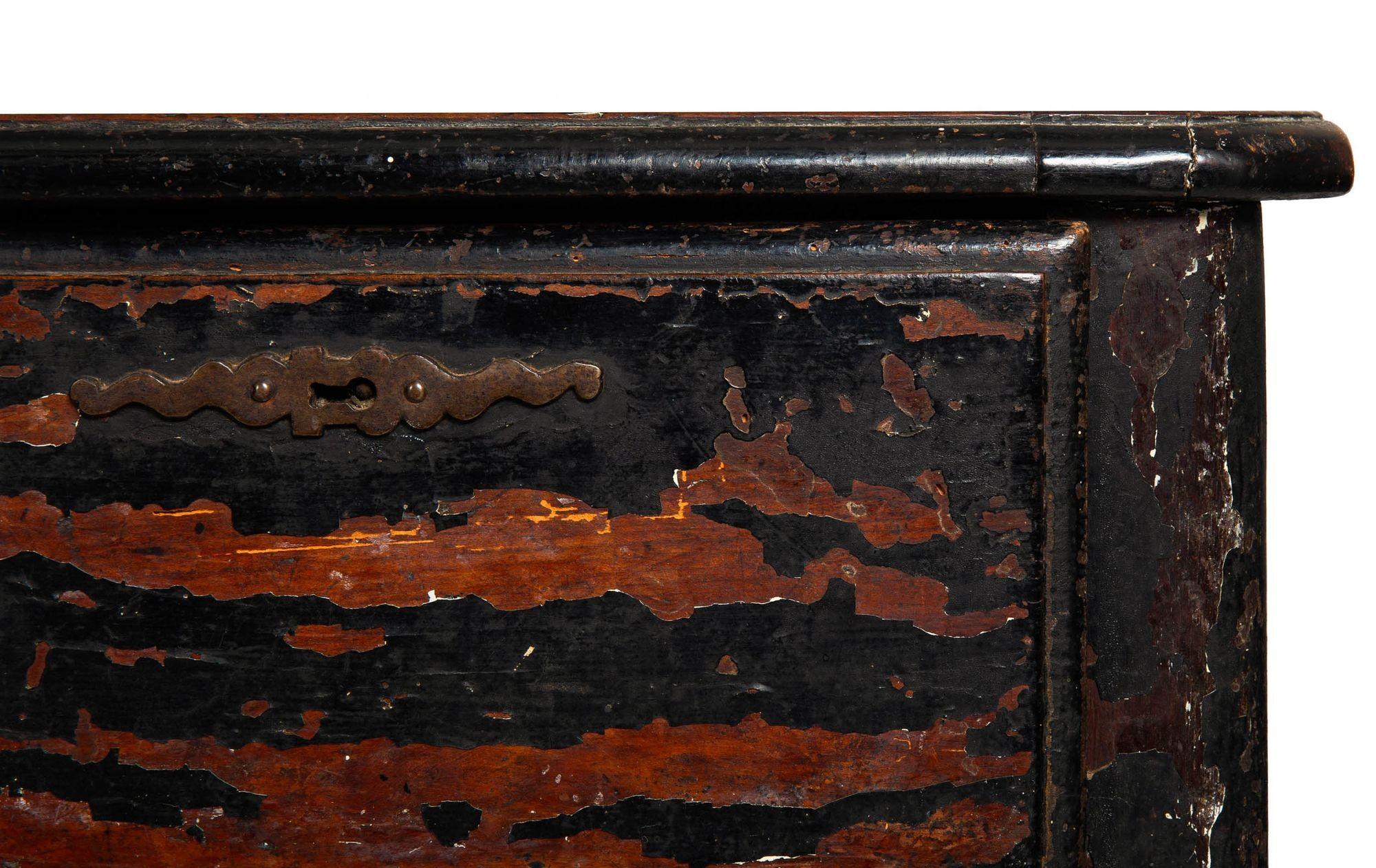 18th Century French Provincial Black Painted “Mazarin” Pedestal Desk For Sale 7