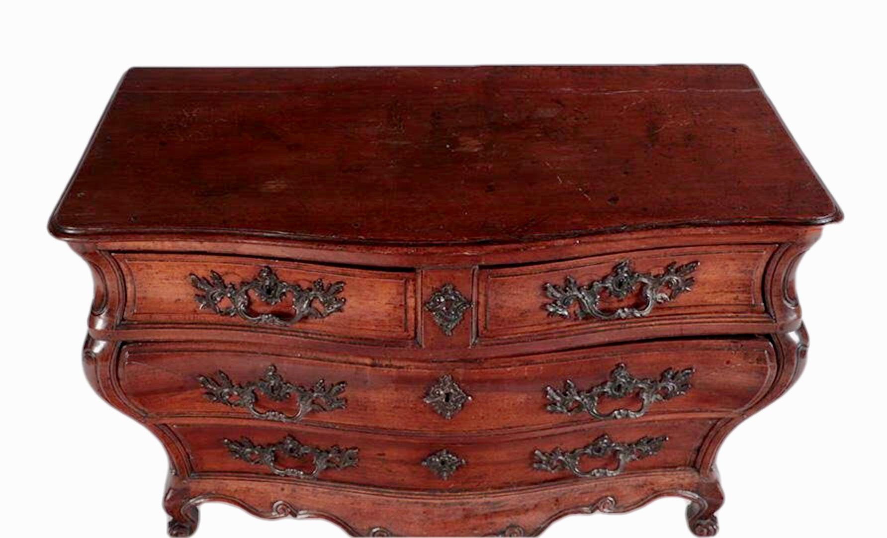 18th Century French Provincial Bombay Walnut Commode For Sale 1