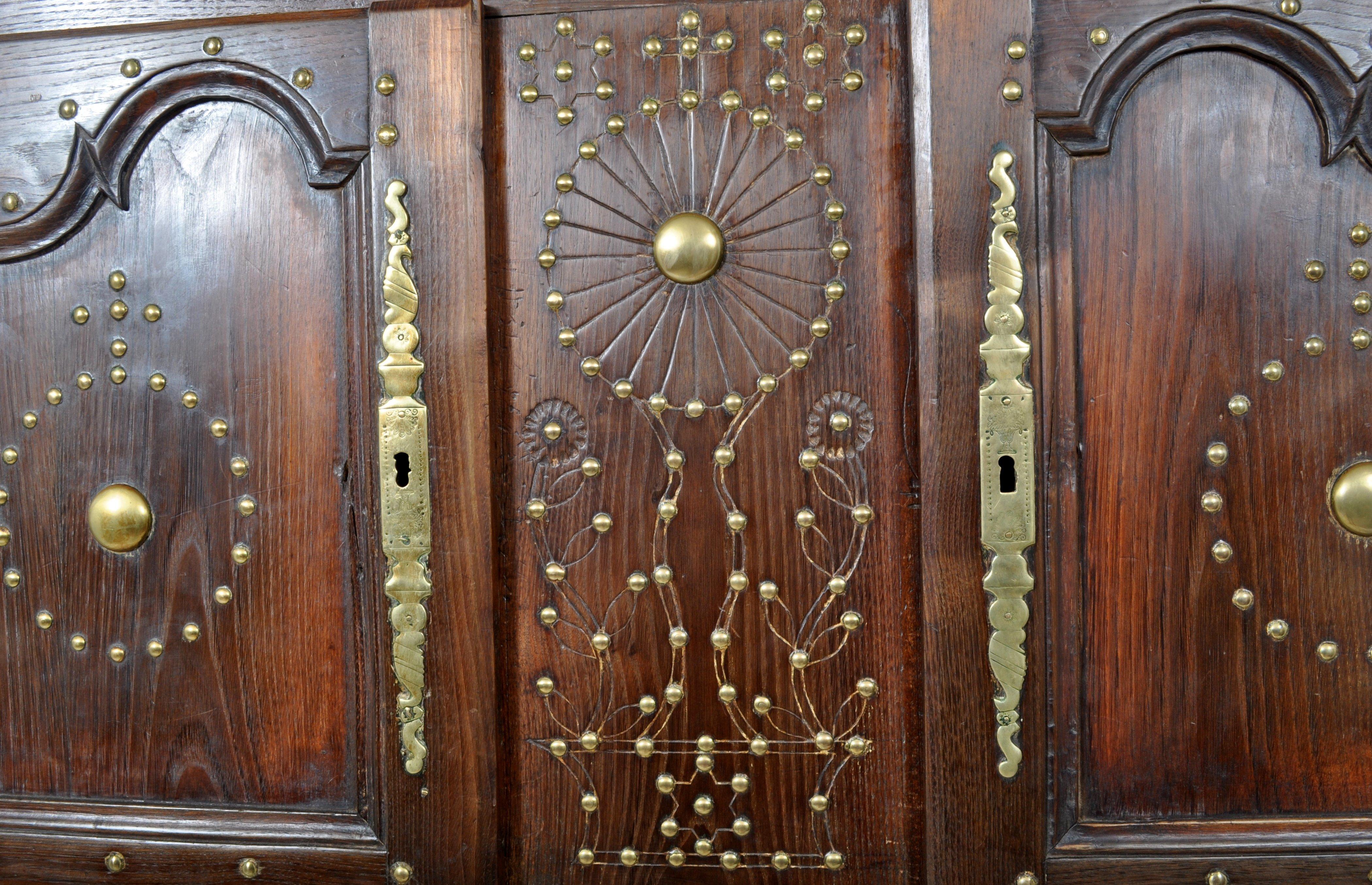18th Century French Provincial Chestnut Brass Studwork Cabinet Cupboard Ca. 1720 For Sale 1