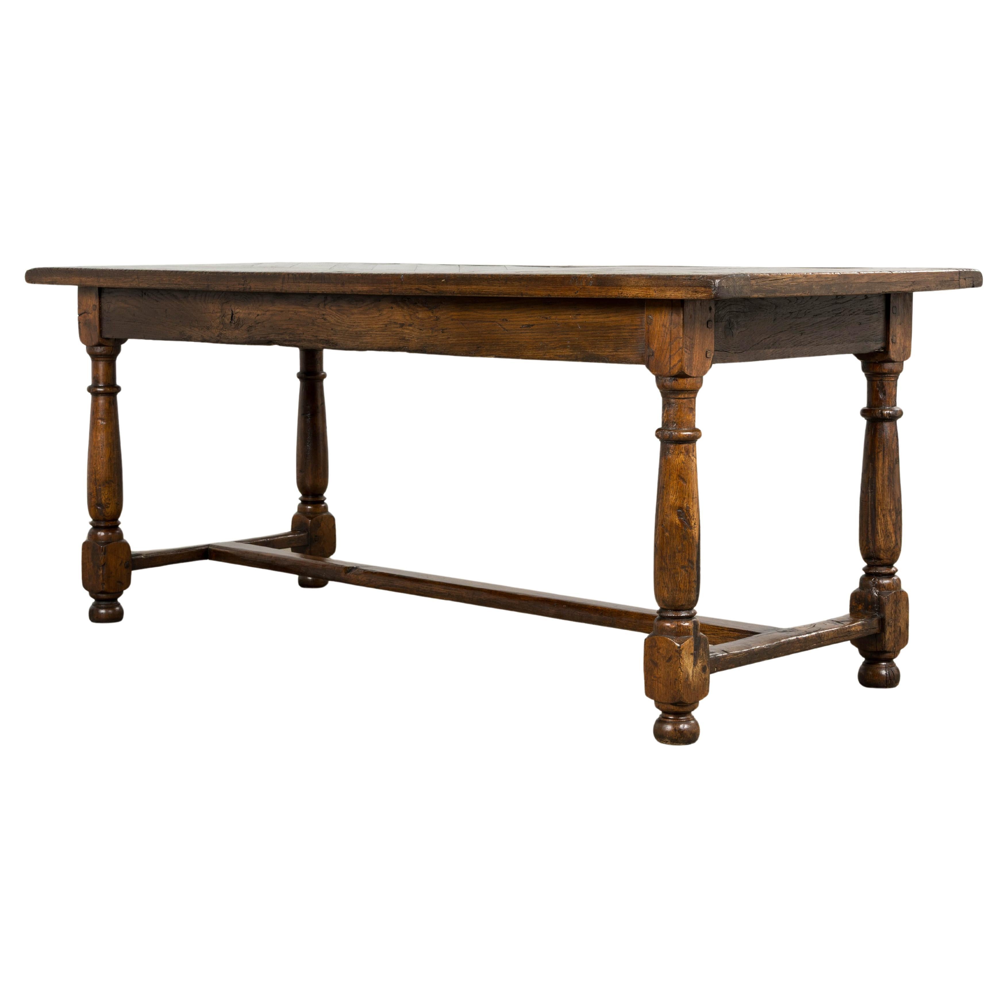 18th Century French Provincial Louis XIII Style Oak Table For Sale