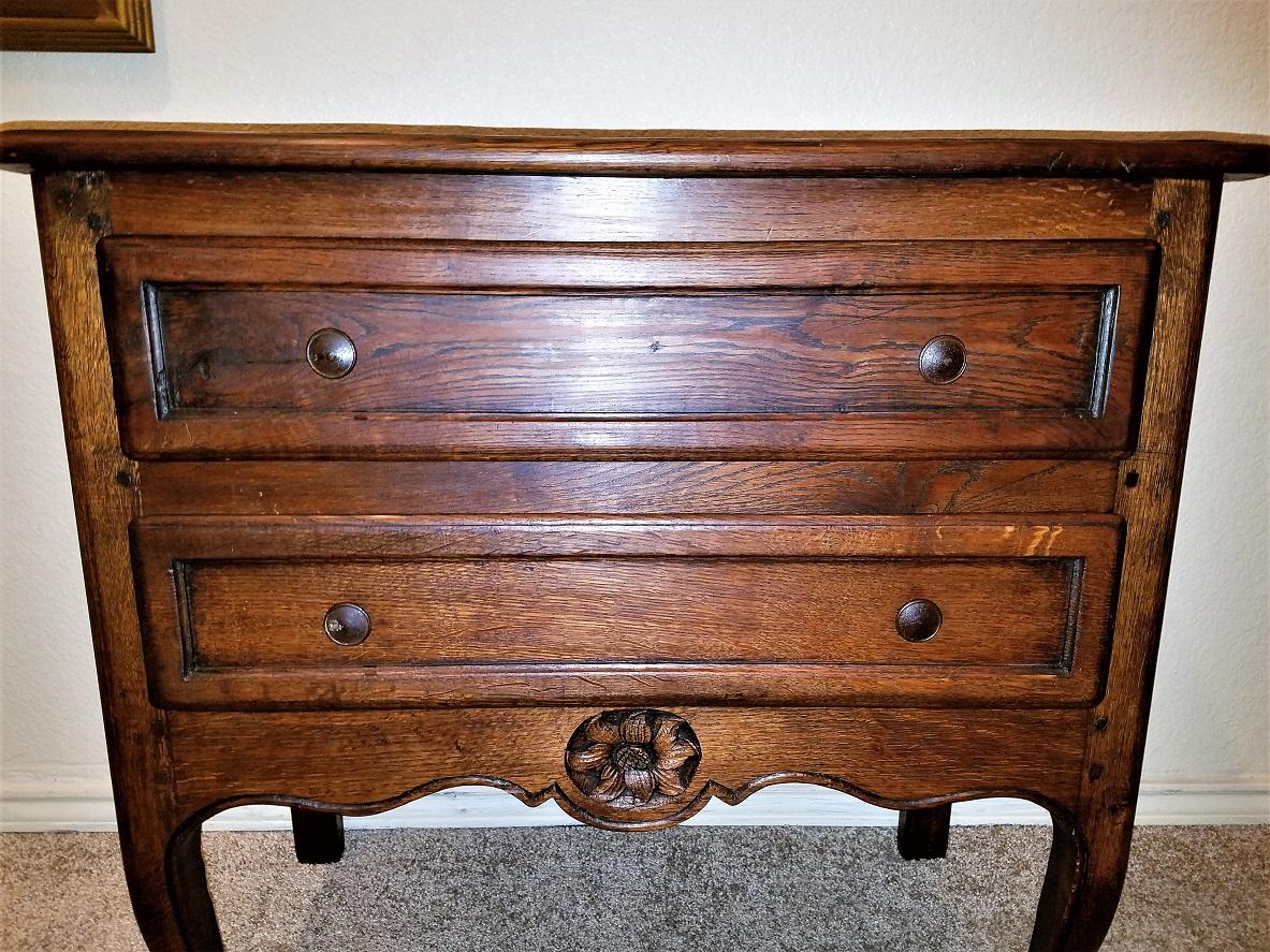 18th Century French Provincial Oak Commode 6