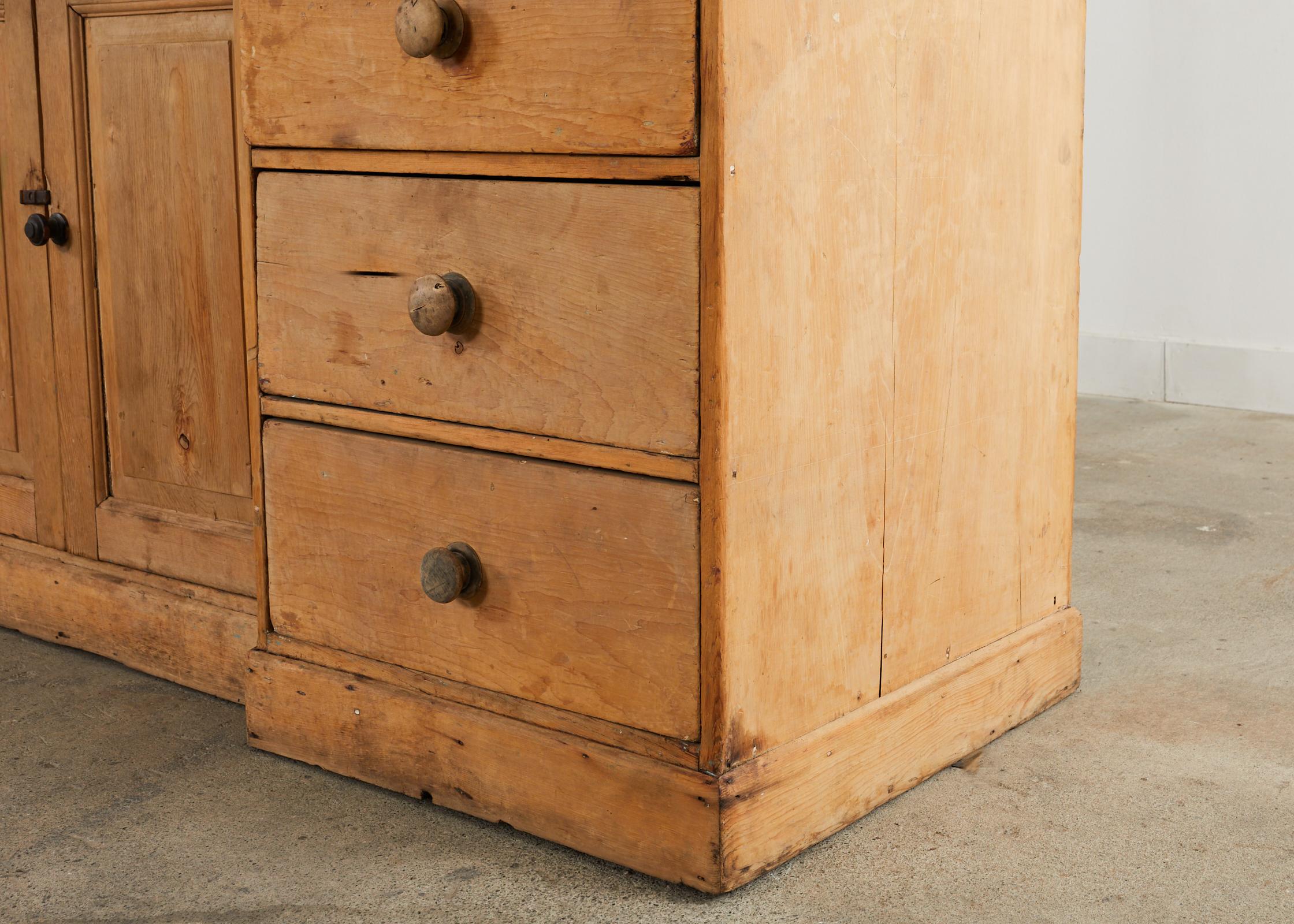 18th Century French Provincial Pine Farmhouse Dresser with Cupboard For Sale 13