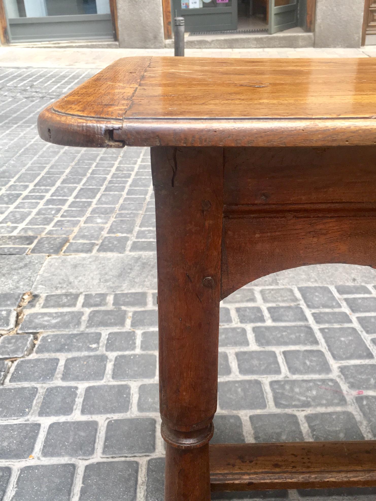 Provincial français table rustique provinciale française du 18e siècle en vente