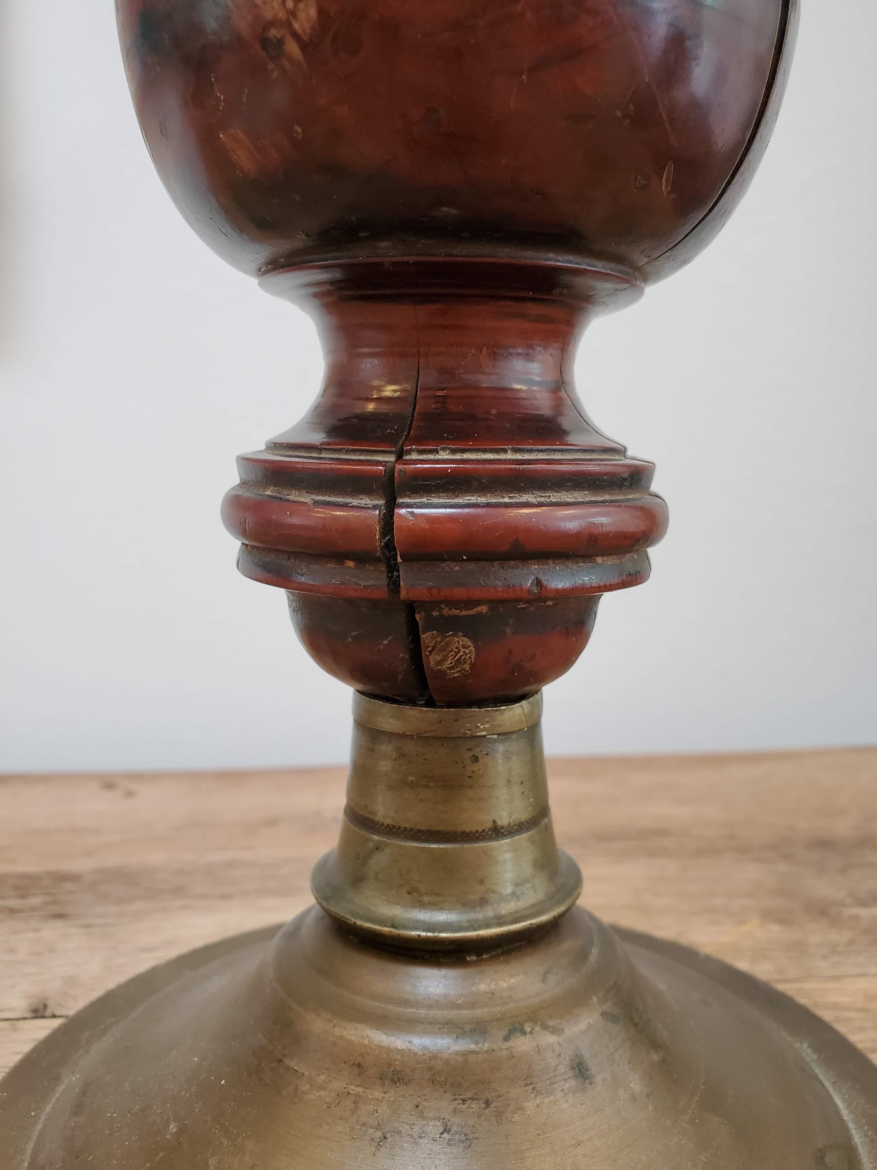 18th Century French Provincial Turned Walnut Finial on Brass Base For Sale 4