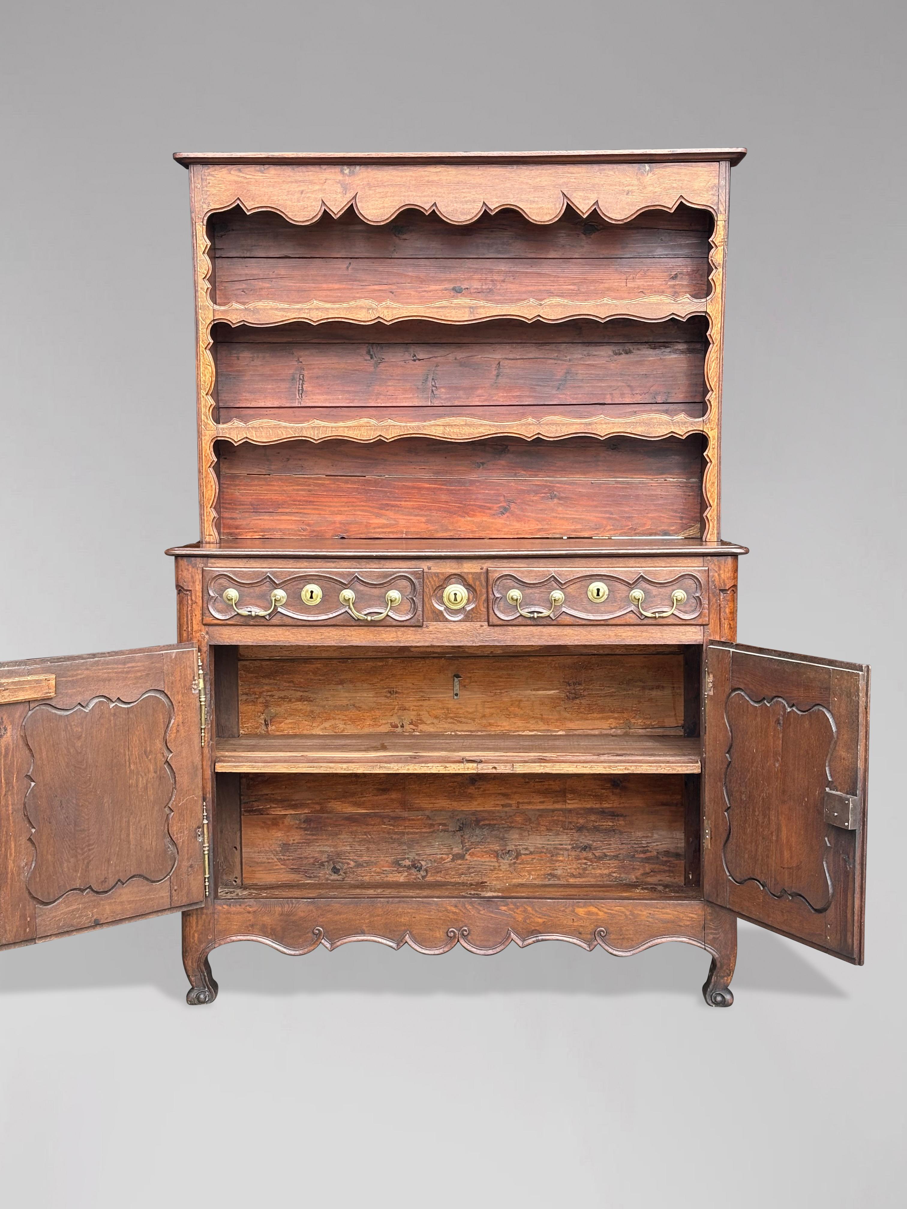 Hand-Crafted 18th Century French Provincial Walnut Buffet or Vaisselier For Sale