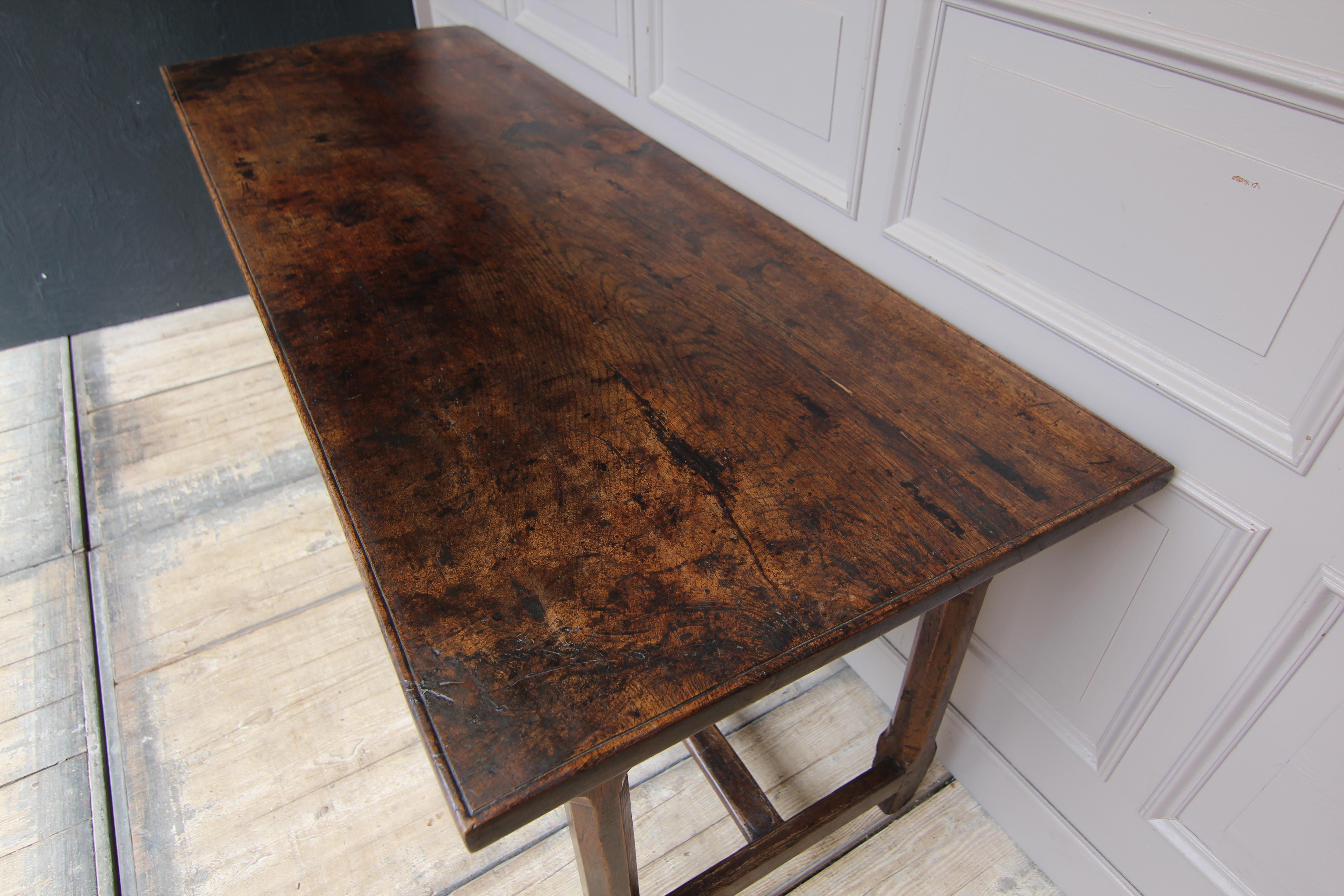 18th Century French Refectory or Dining Table Made of Oak 3