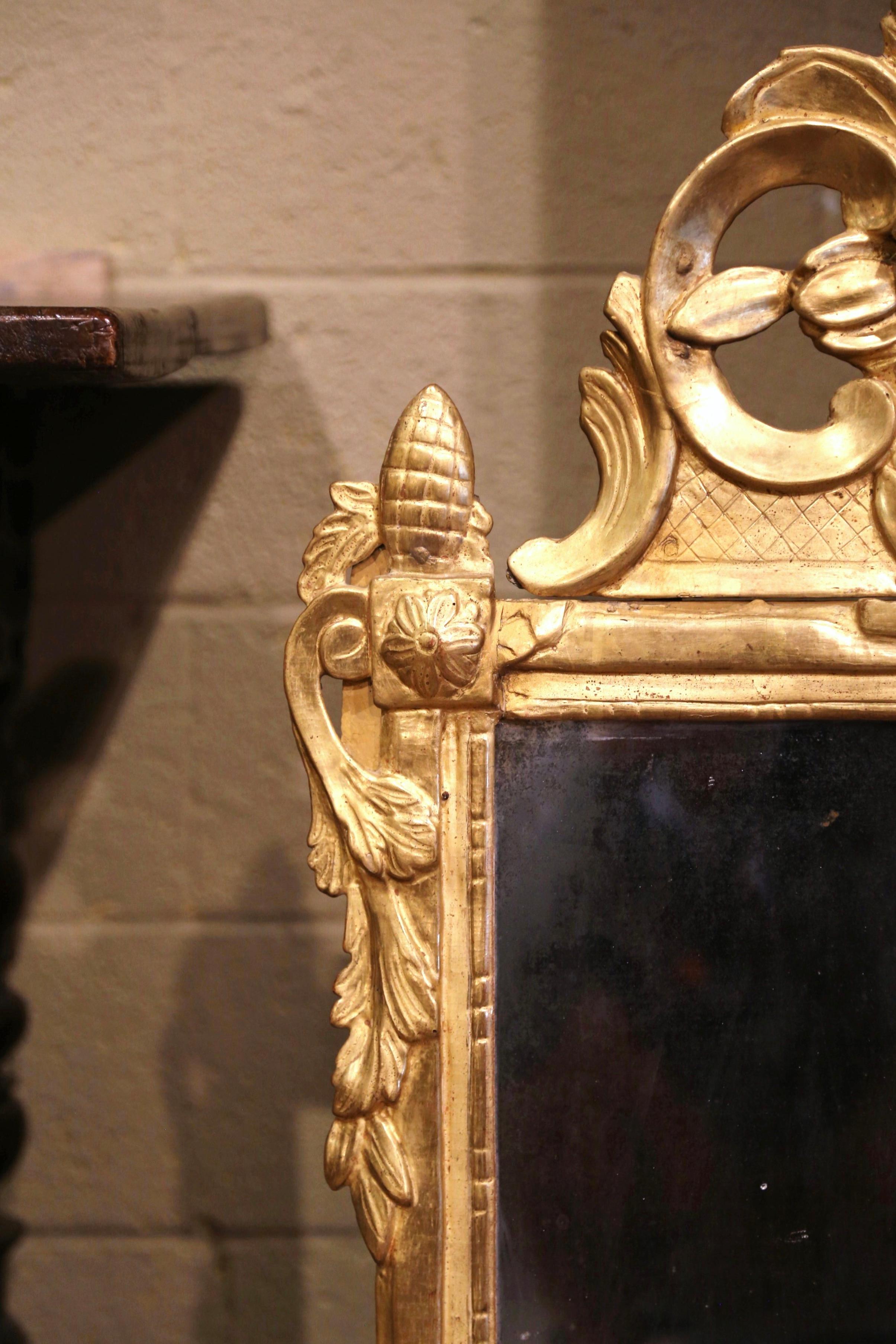 Louis XV 18th Century French Regence Carved Giltwood Wall Mirror from Provence For Sale