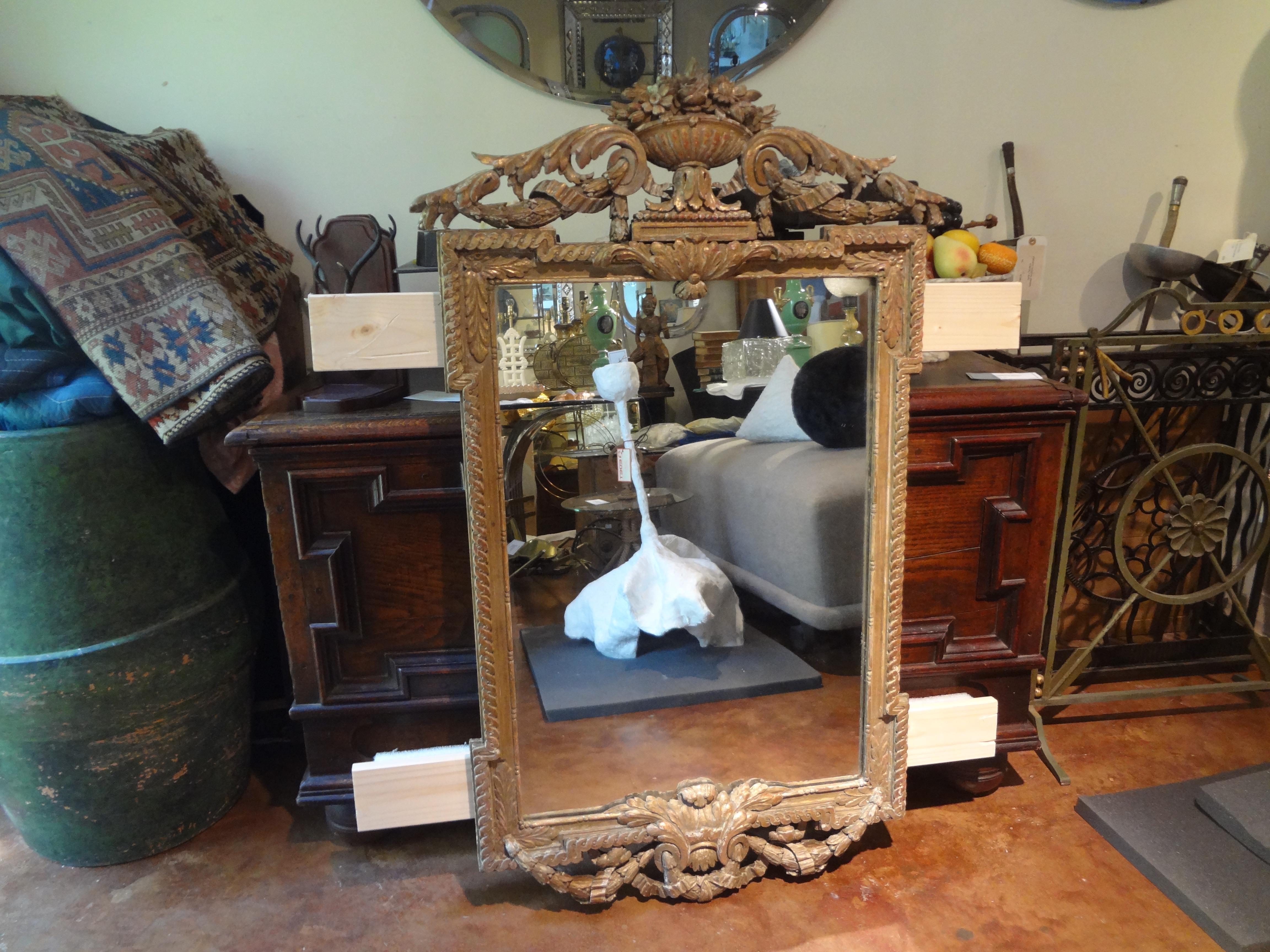 18th Century French Régence Giltwood Mirror  For Sale 2