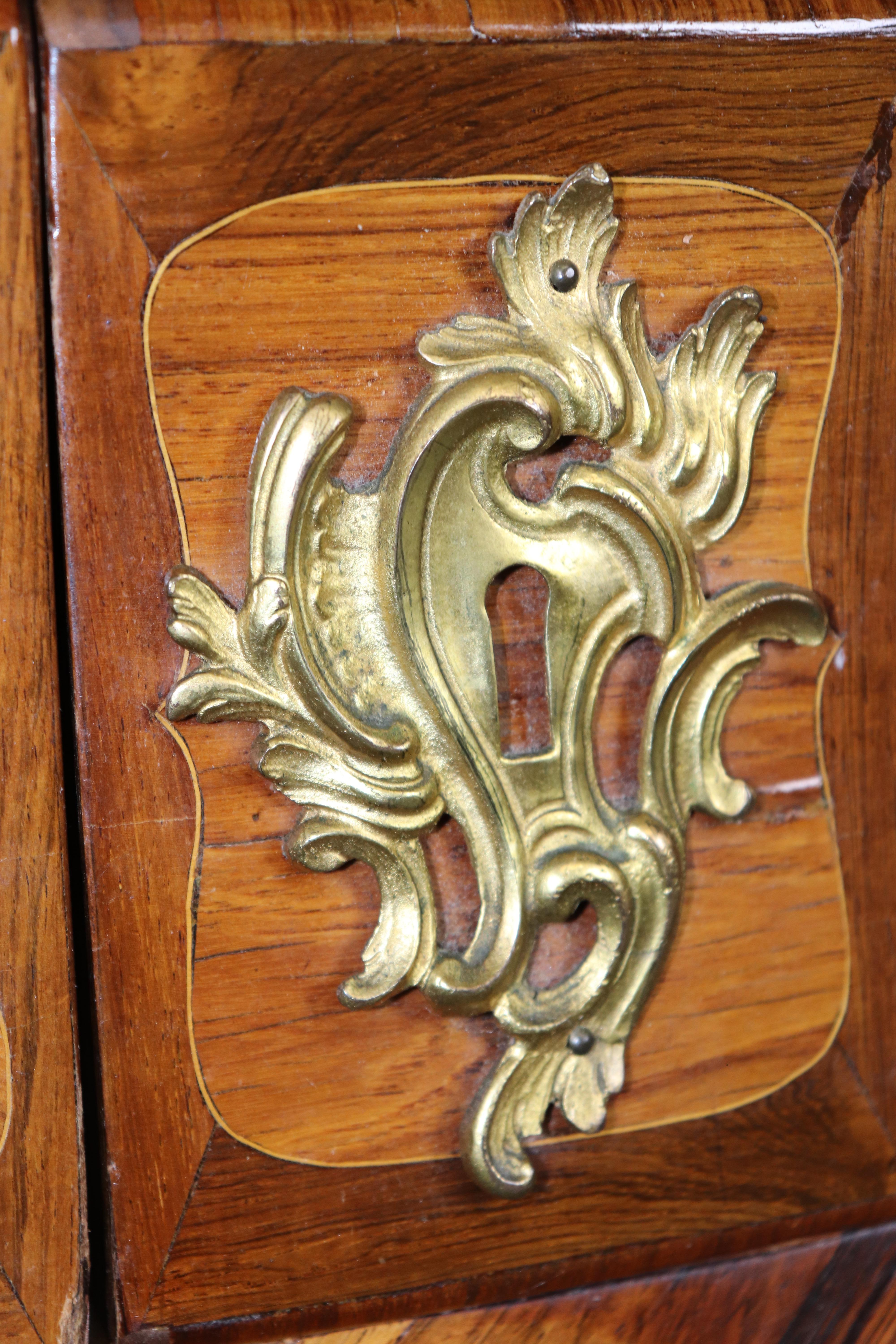 18th century French Regency Bronze Mounted Commode By Louis Pelletier c. 1760 For Sale 6