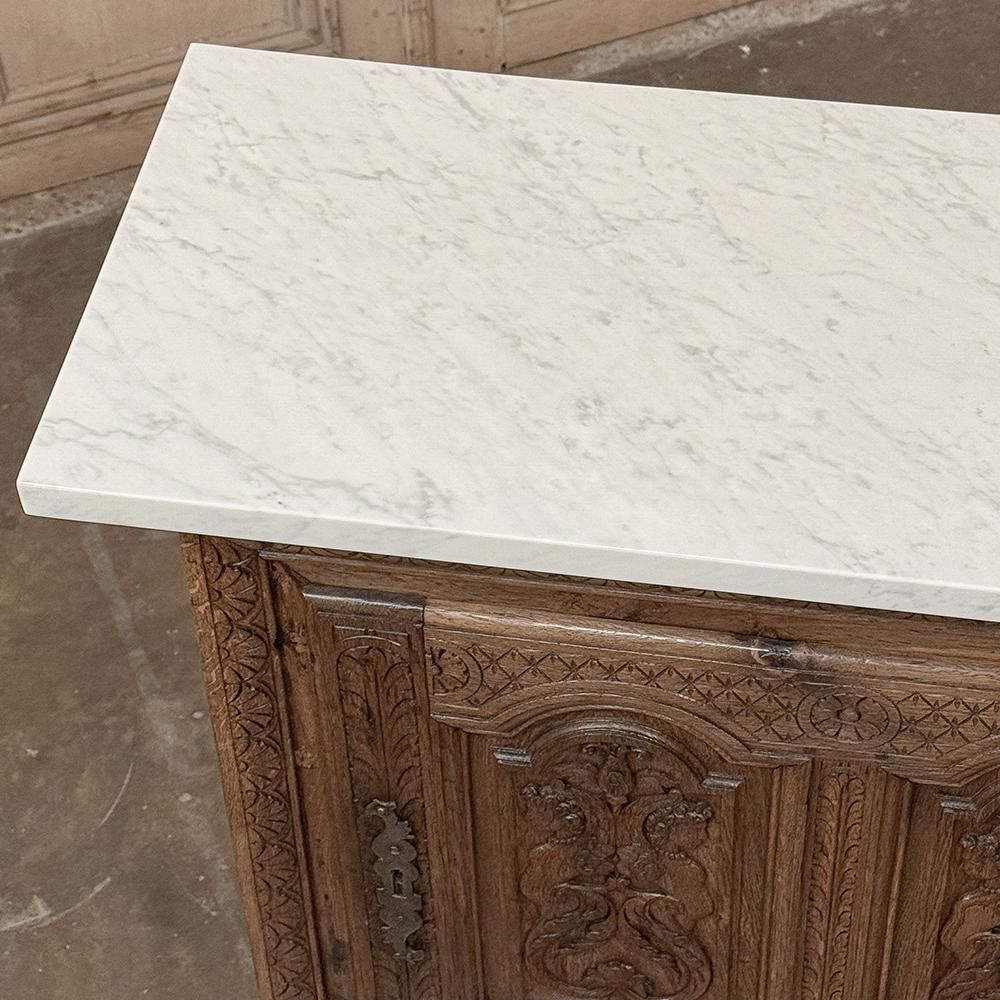 Gabinete renacentista francés del siglo XVIII con mármol de Carrara en venta 11