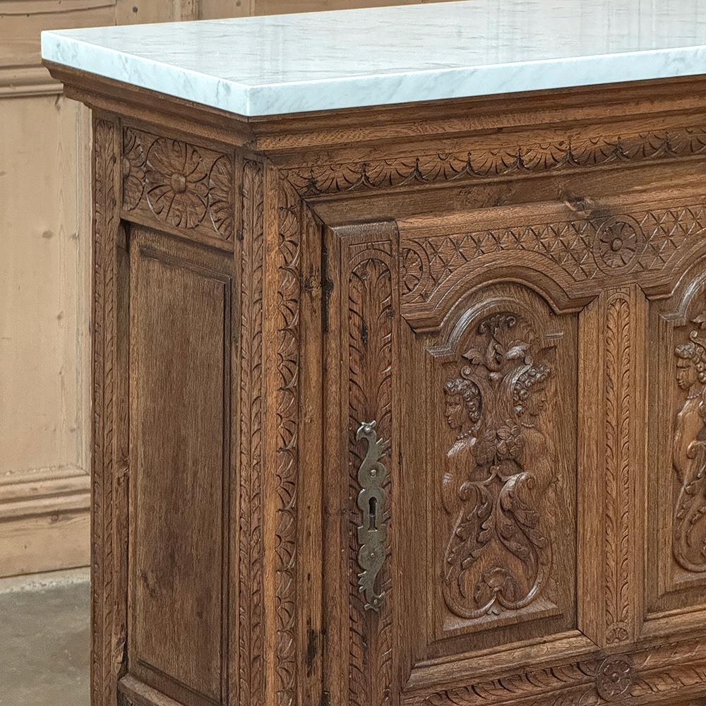Gabinete renacentista francés del siglo XVIII con mármol de Carrara Francés en venta