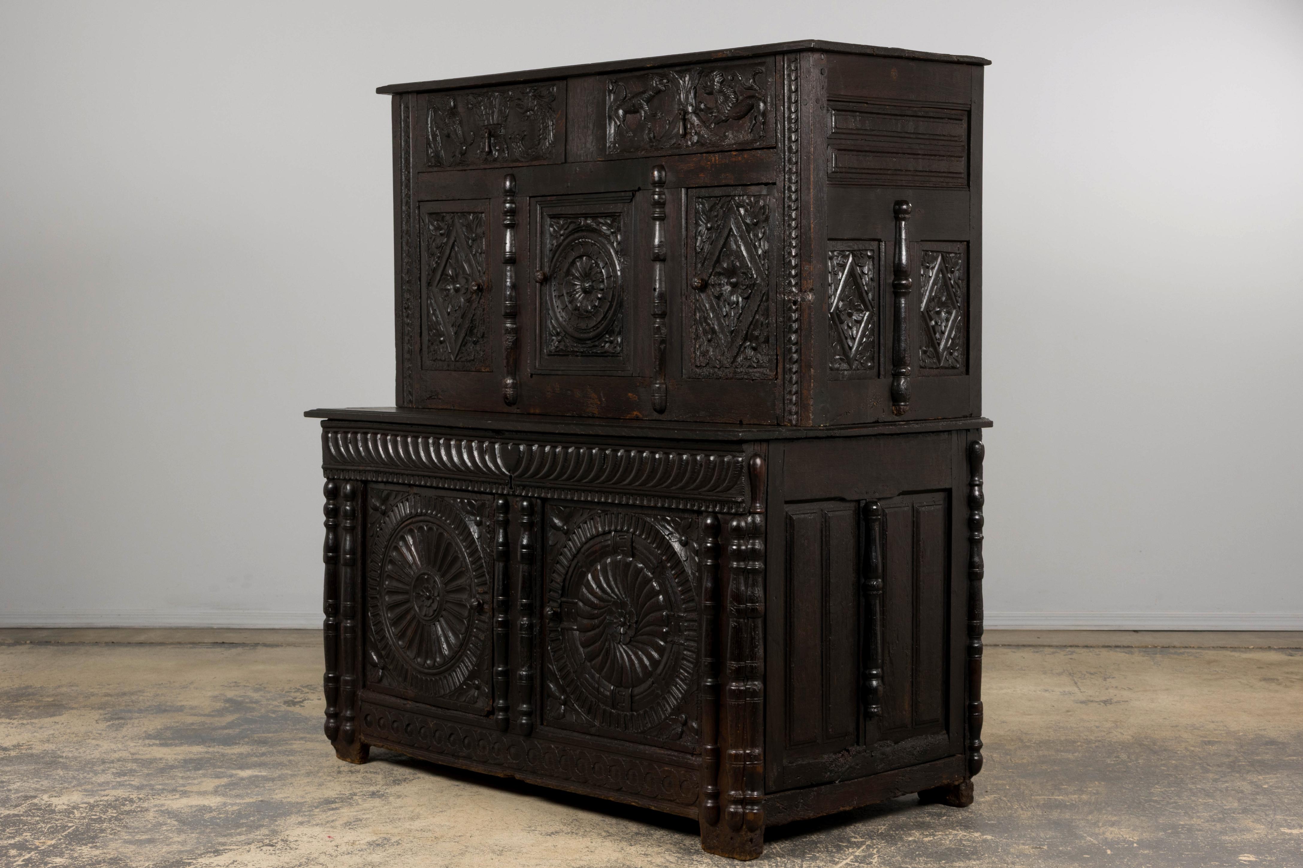 18. Jahrhundert Französisch Renaissance geschnitzt Eiche Schrank Buffet im Angebot 12