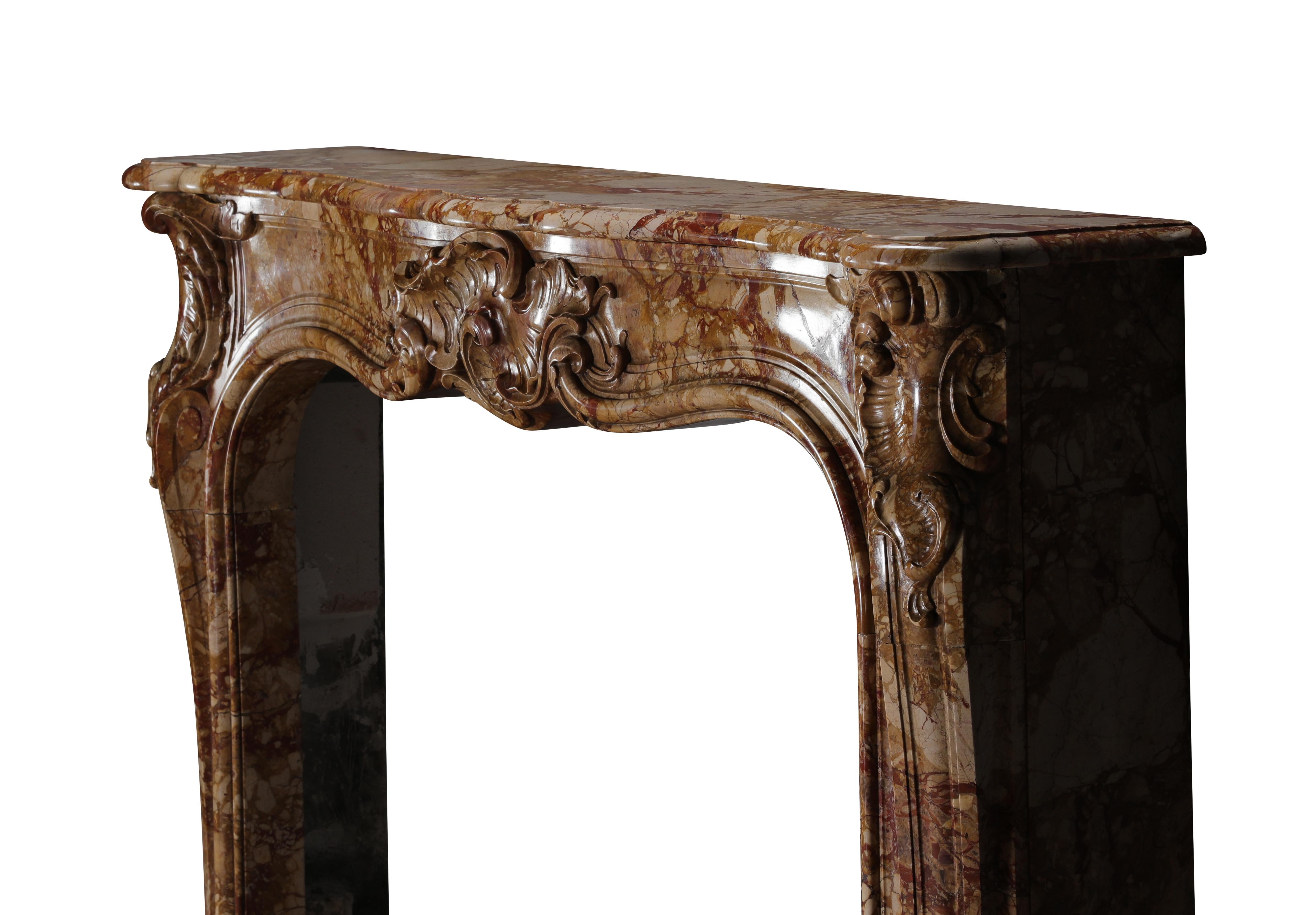 Chimenea French Rococo del Siglo XVIII en Mármol Real de Exclusive Design en venta 7