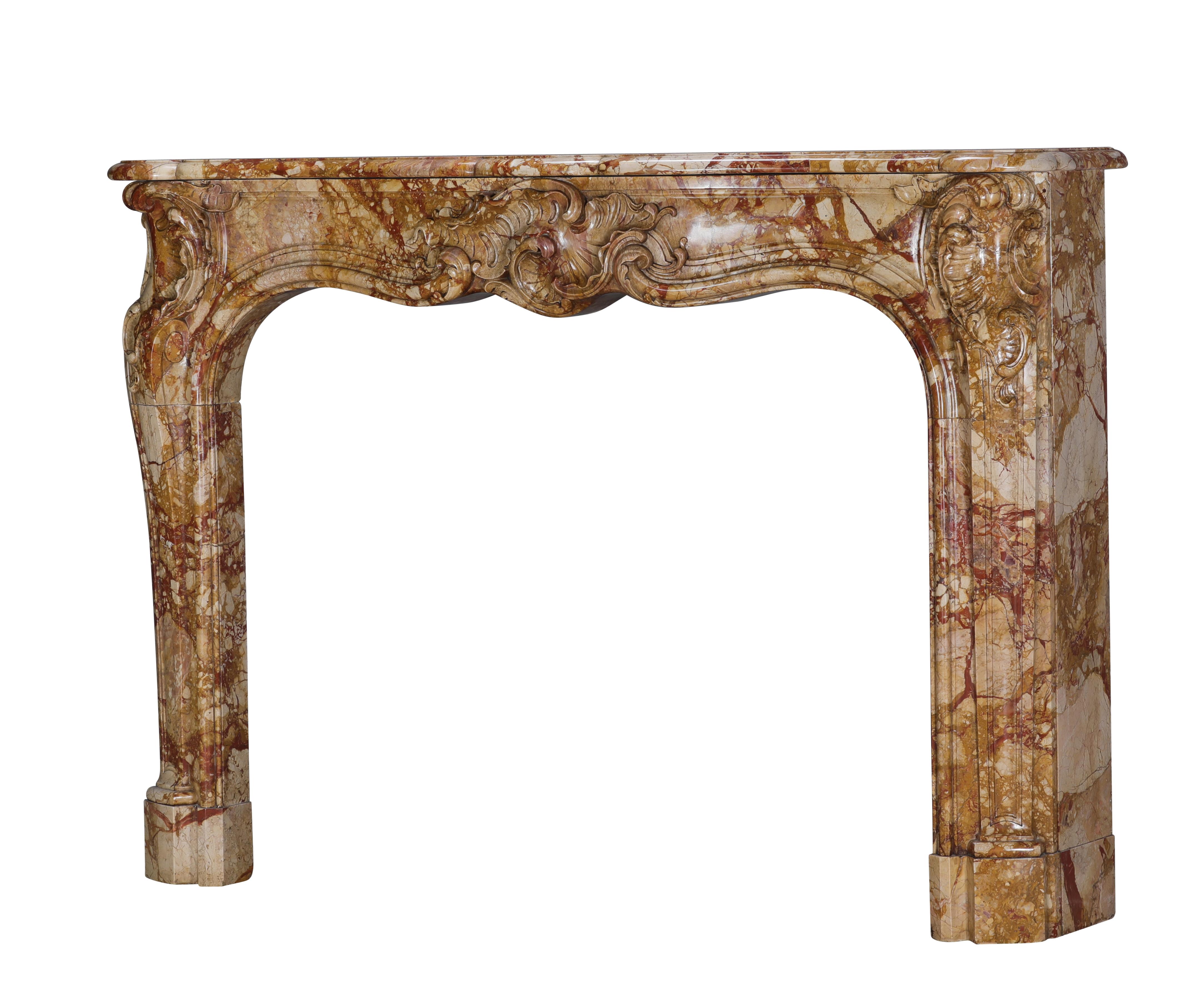 Chimenea French Rococo del Siglo XVIII en Mármol Real de Exclusive Design Francés en venta