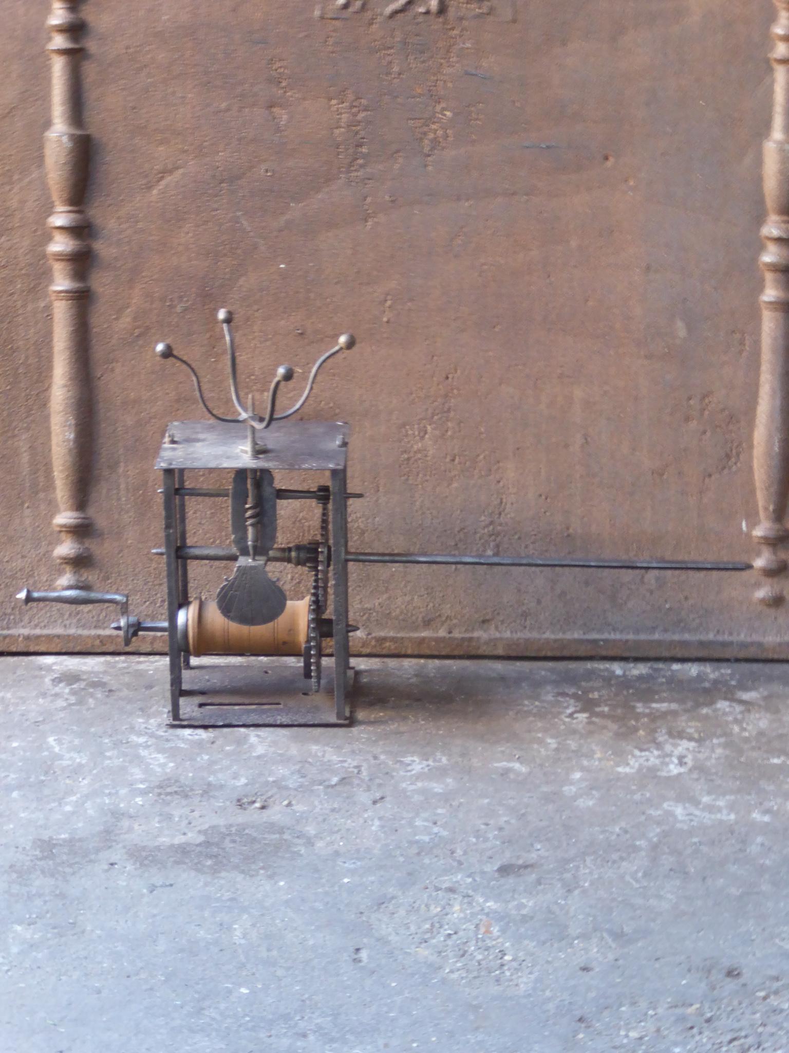 17th Century French Weight-Driven Roasting Spit Jack In Good Condition In Amerongen, Amerongen