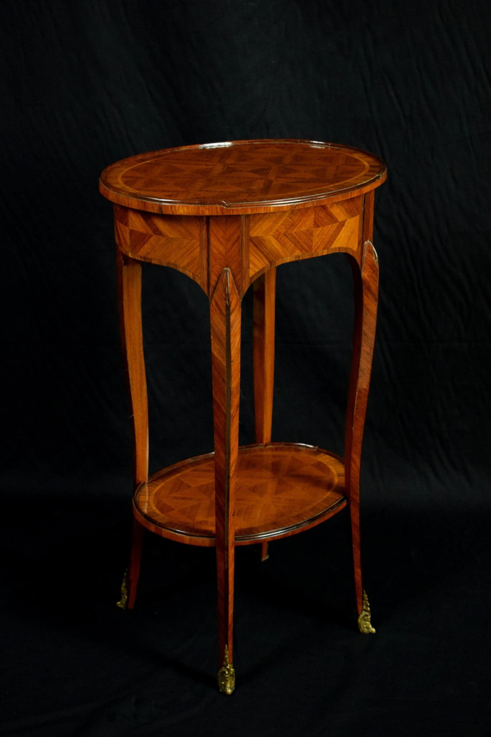 18th Century, French wood Coffee Table For Sale 9