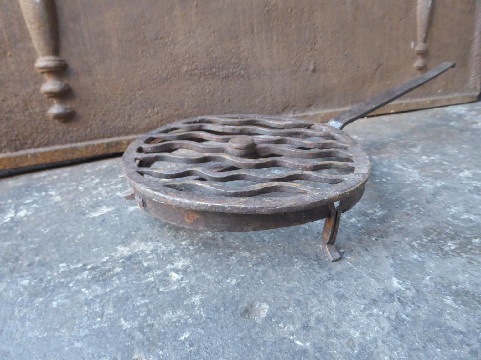 Forged 18th Century French Rotating Gridiron For Sale