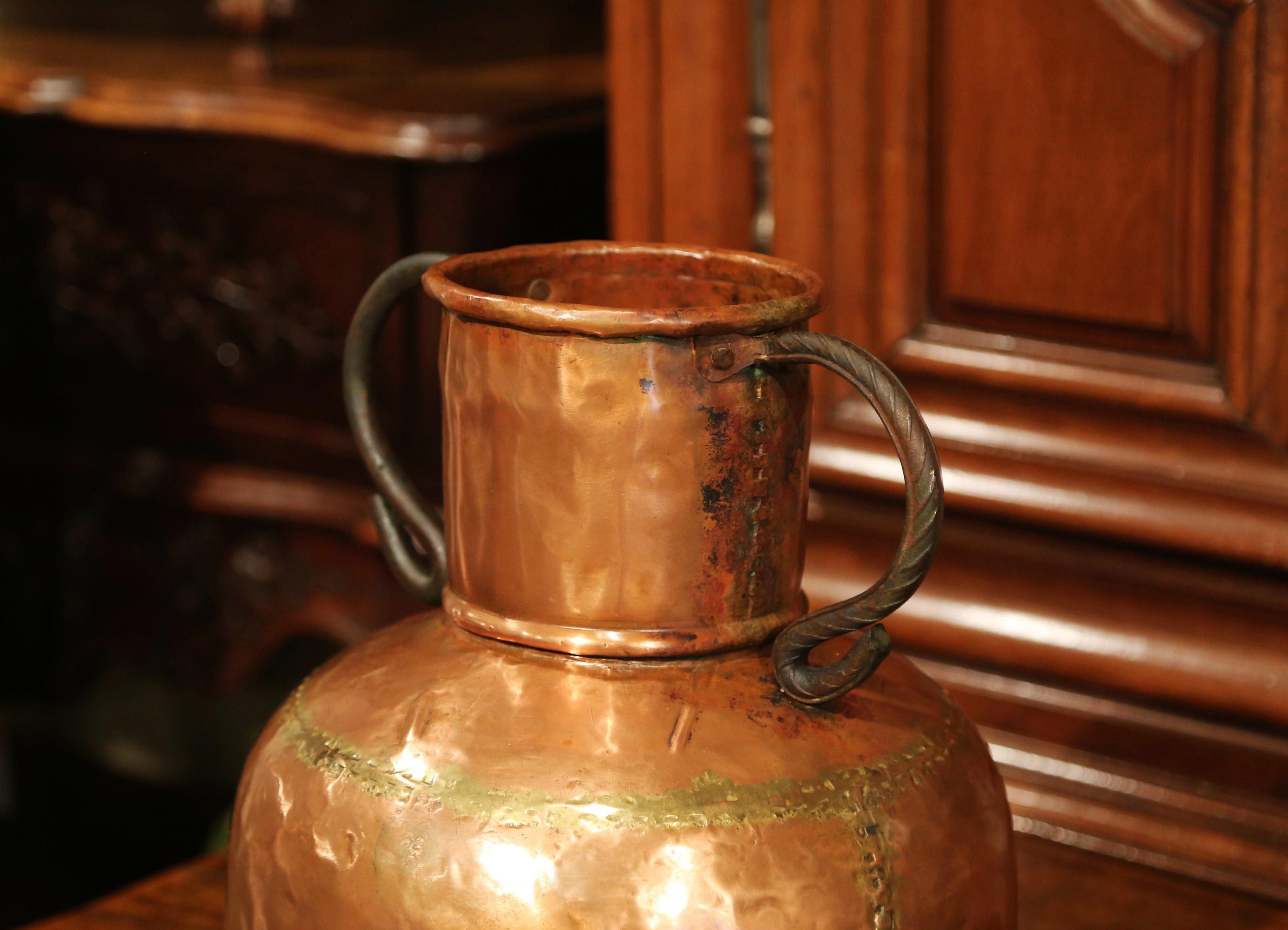 18th Century French Round Copper Vase and Iron Handles In Excellent Condition In Dallas, TX