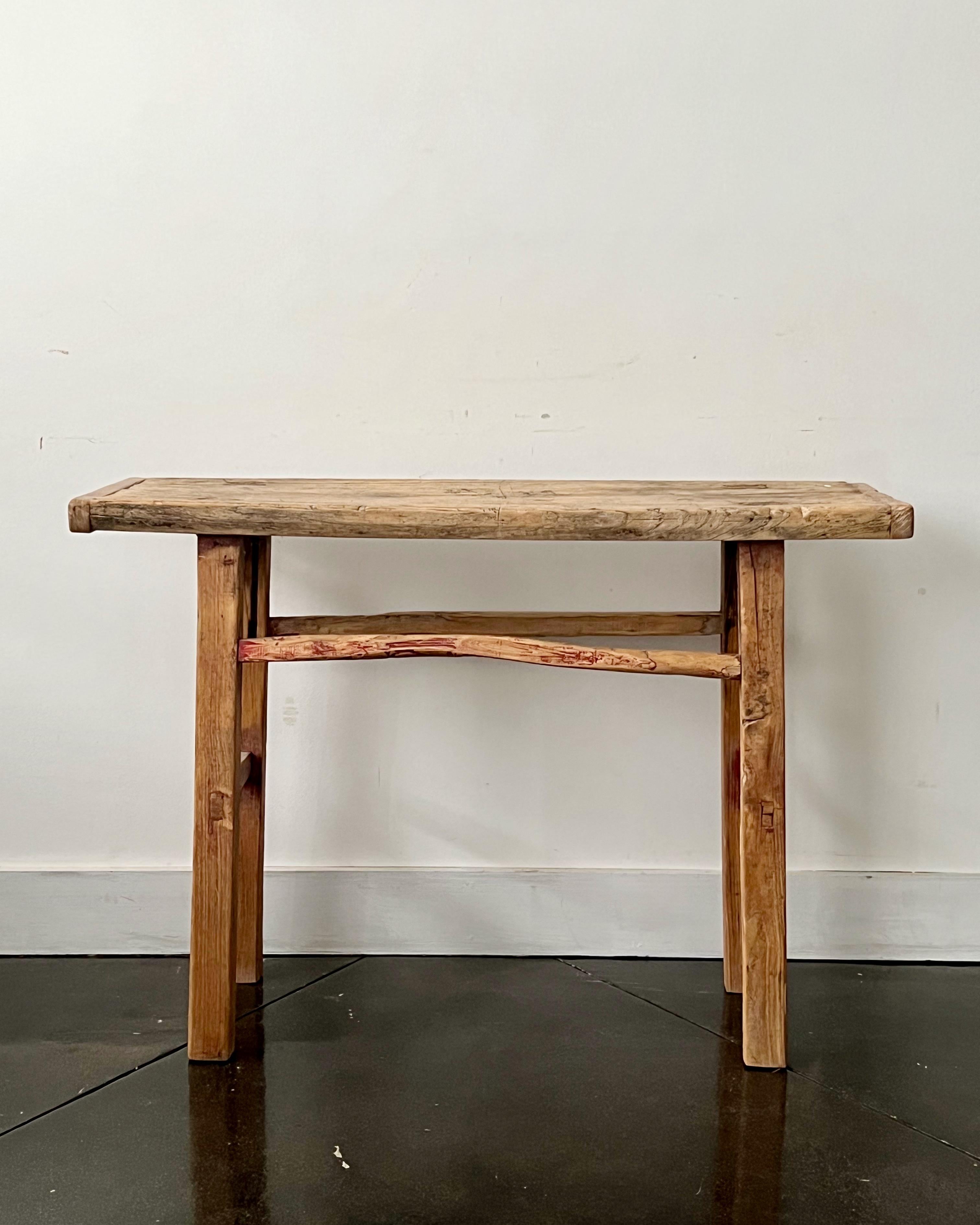 18th century French Rustic Small Table In Good Condition For Sale In Charleston, SC