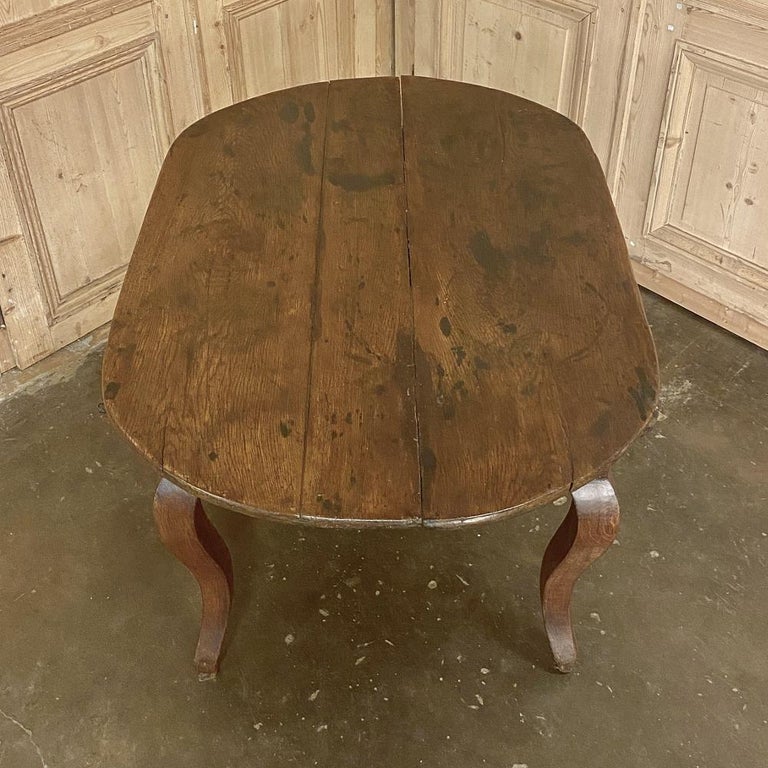 18th Century French Rustic Writing Table For Sale 3