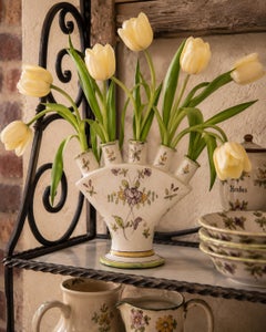 Vase à tulipes en faïence de Samadet, XVIIIe siècle, France
