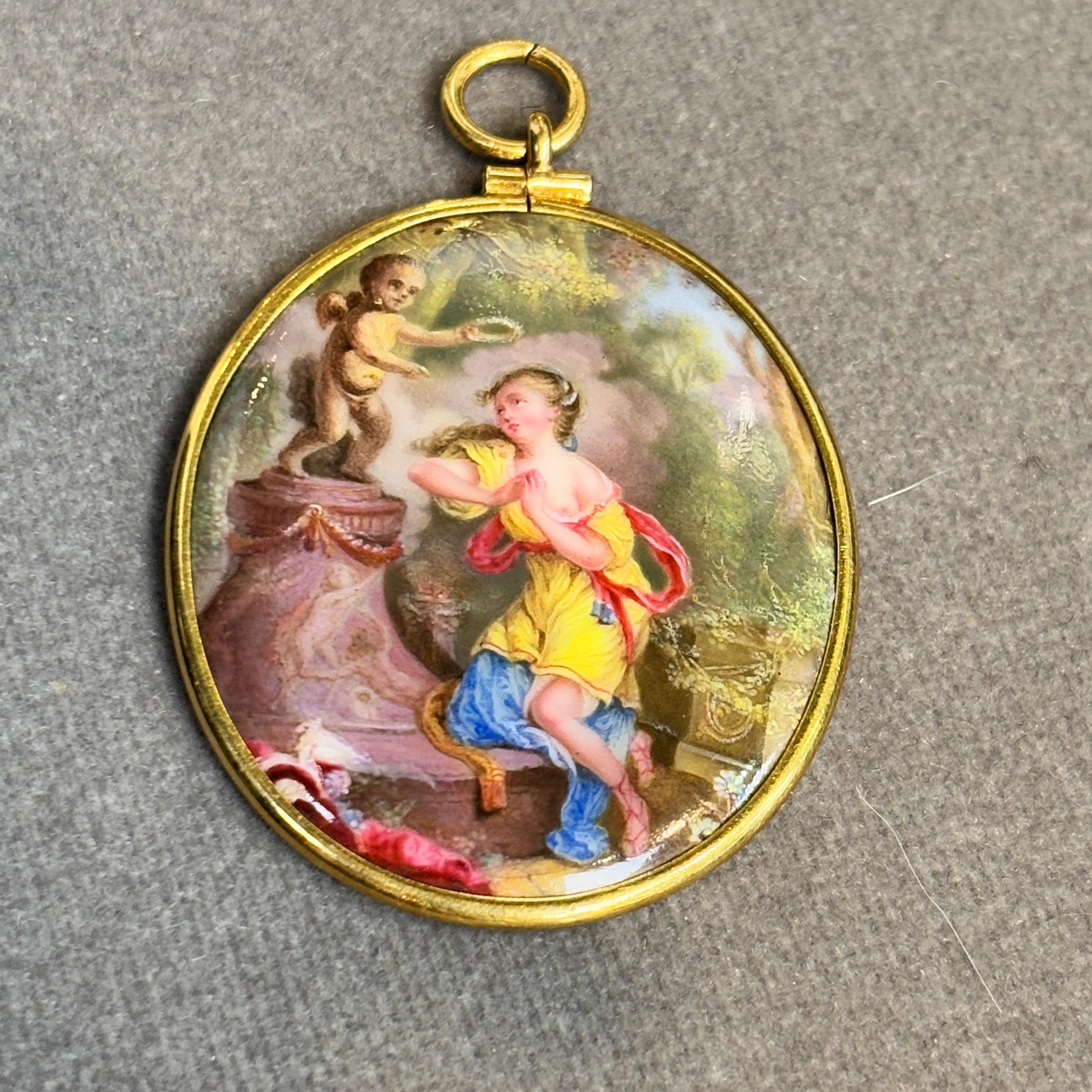 Ciondolo con smalto di scuola francese del XVIII secolo in vendita 2