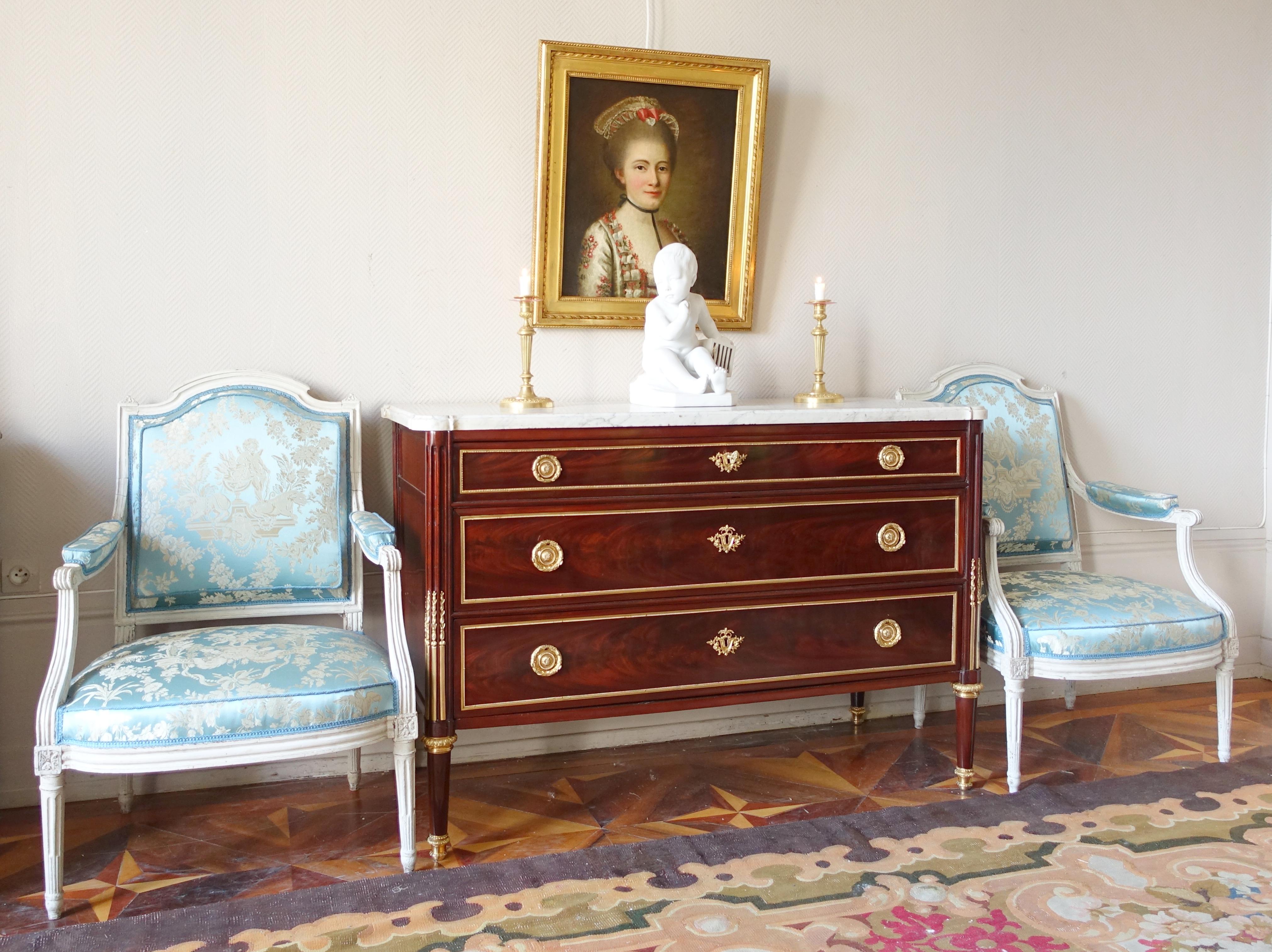 18th century French School : portrait of an aristocrat dated 1768, oil on canvas For Sale 7