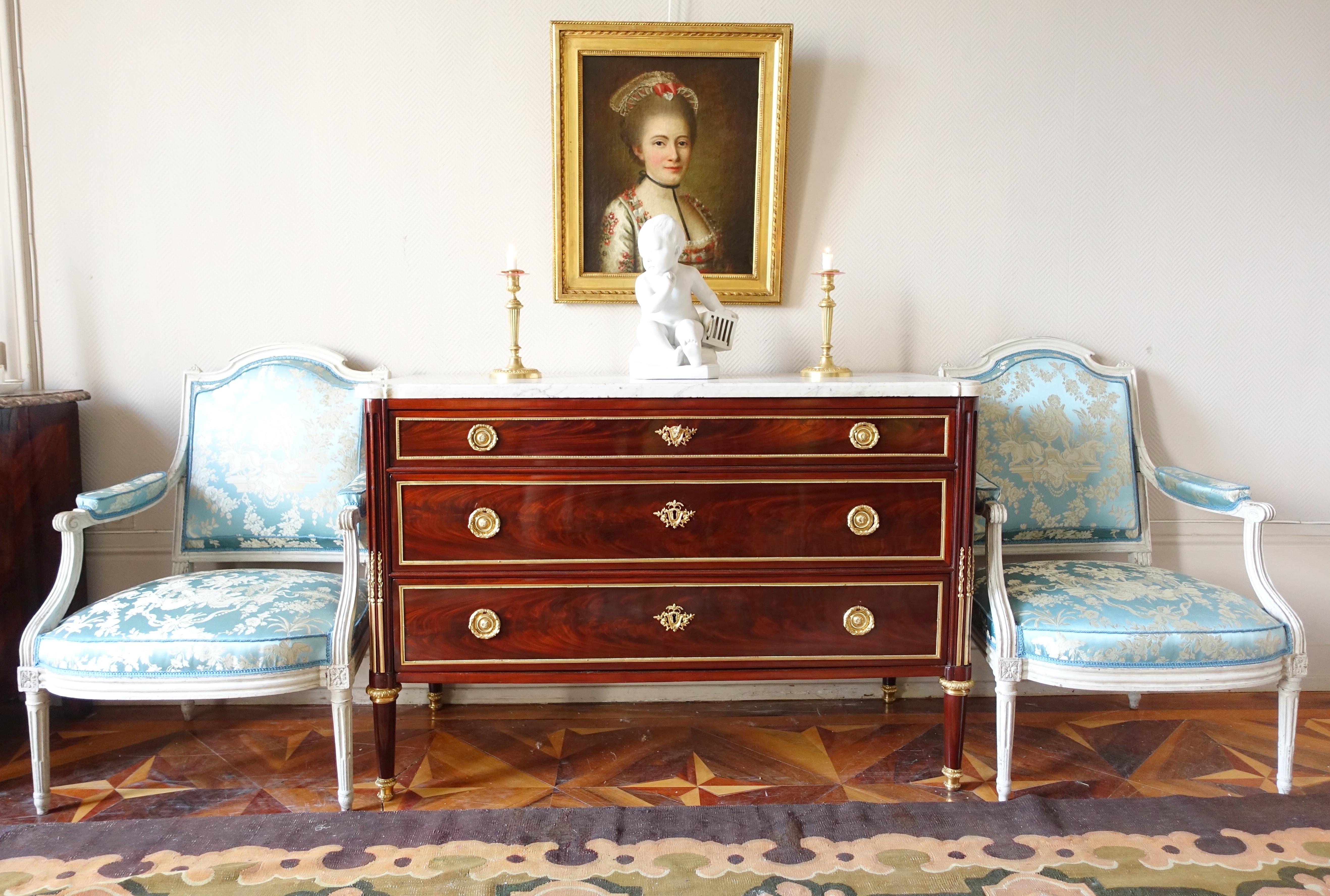 18th century French School : portrait of an aristocrat dated 1768, oil on canvas For Sale 8