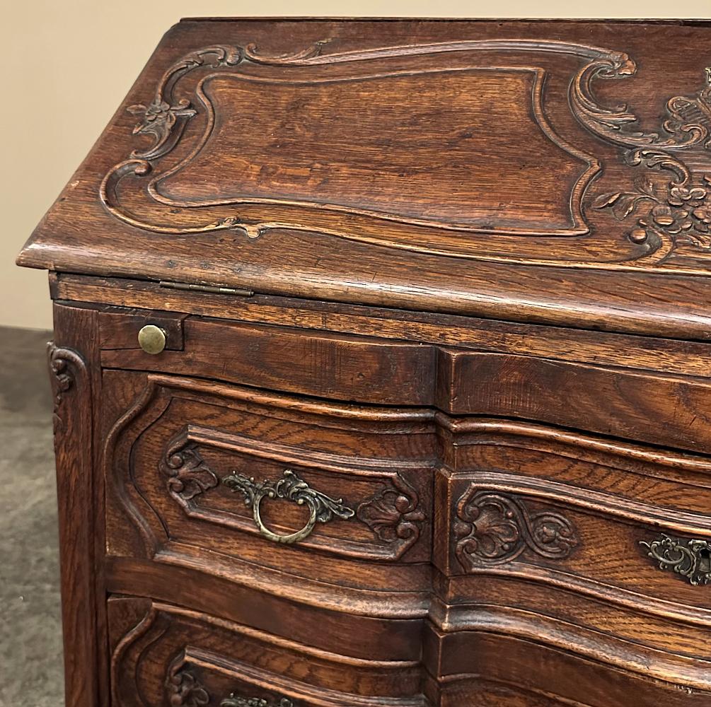 18th Century French Secretary ~ Commode For Sale 6