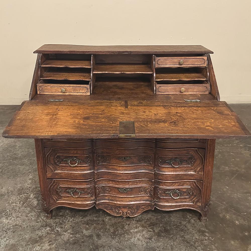 18th Century French Secretary ~ Commode For Sale 2