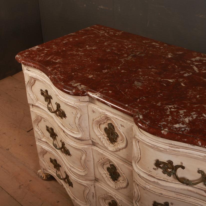 18th Century French Serpentine Commode/ Chest of Drawers 1