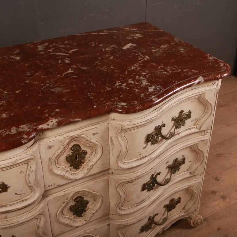 18th Century French Serpentine Commode/ Chest of Drawers 2
