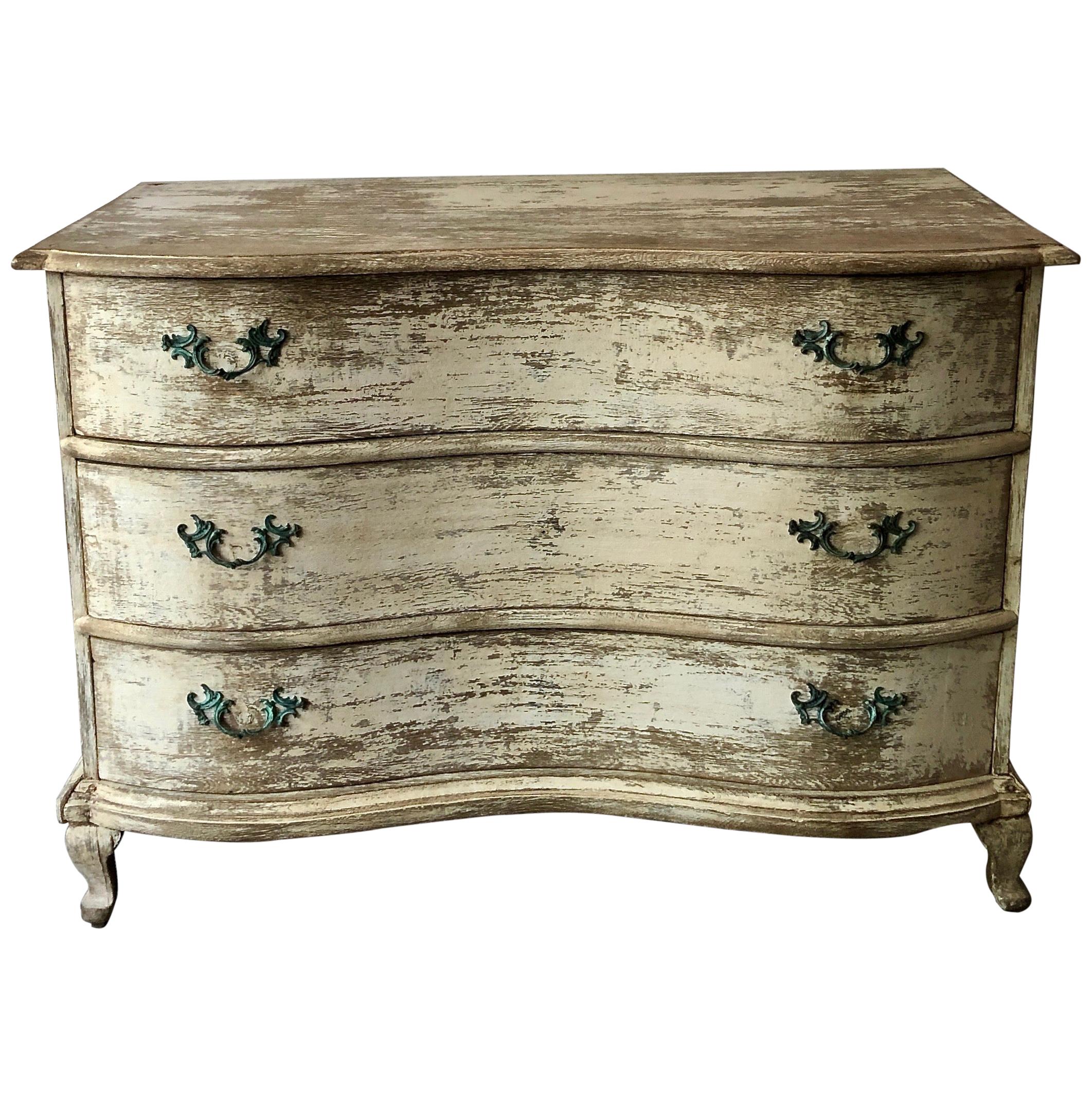 18th Century French Serpentine Front Commode