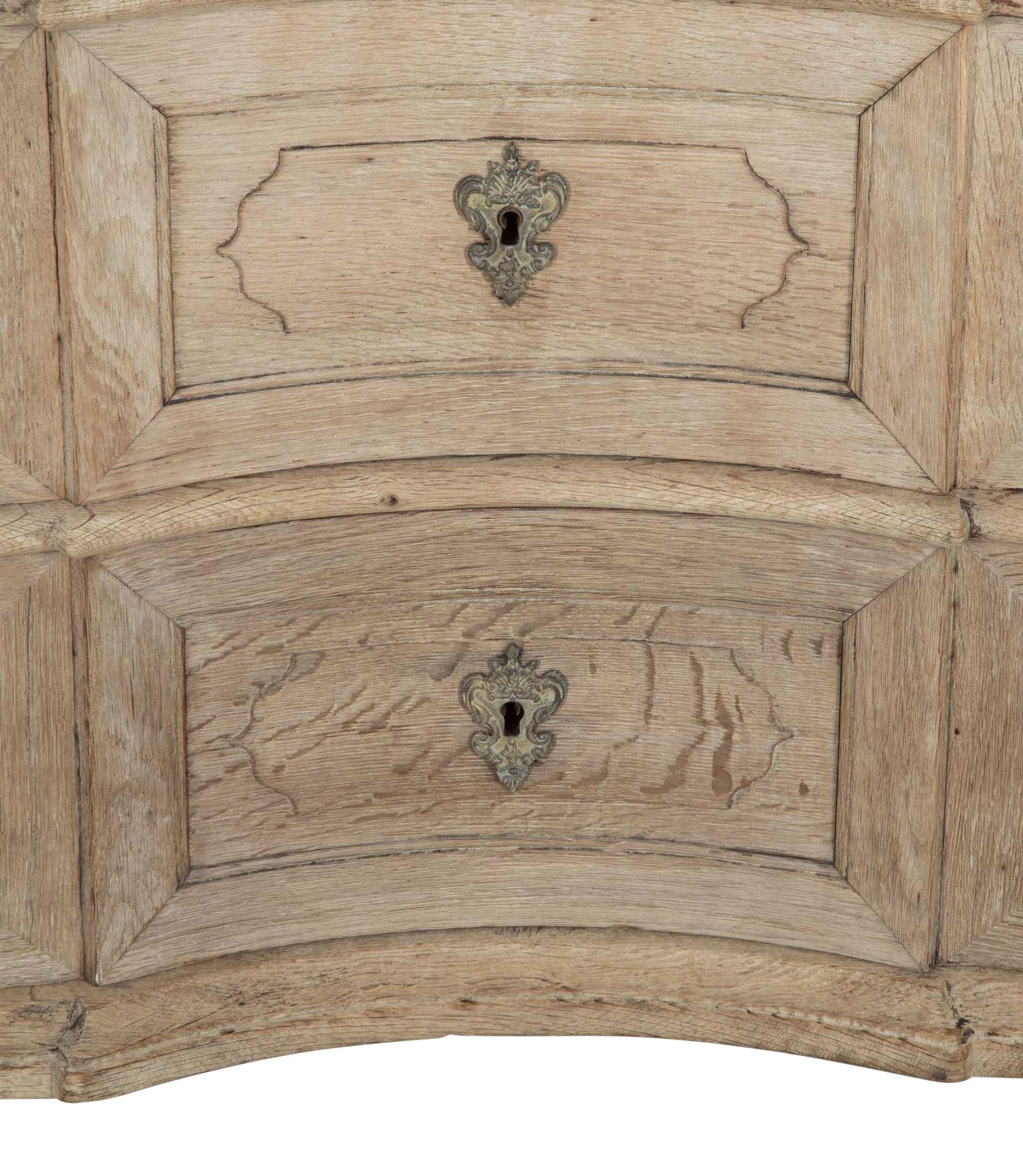 18th Century French Serpentine Front Commode in Bleached Oak For Sale 1