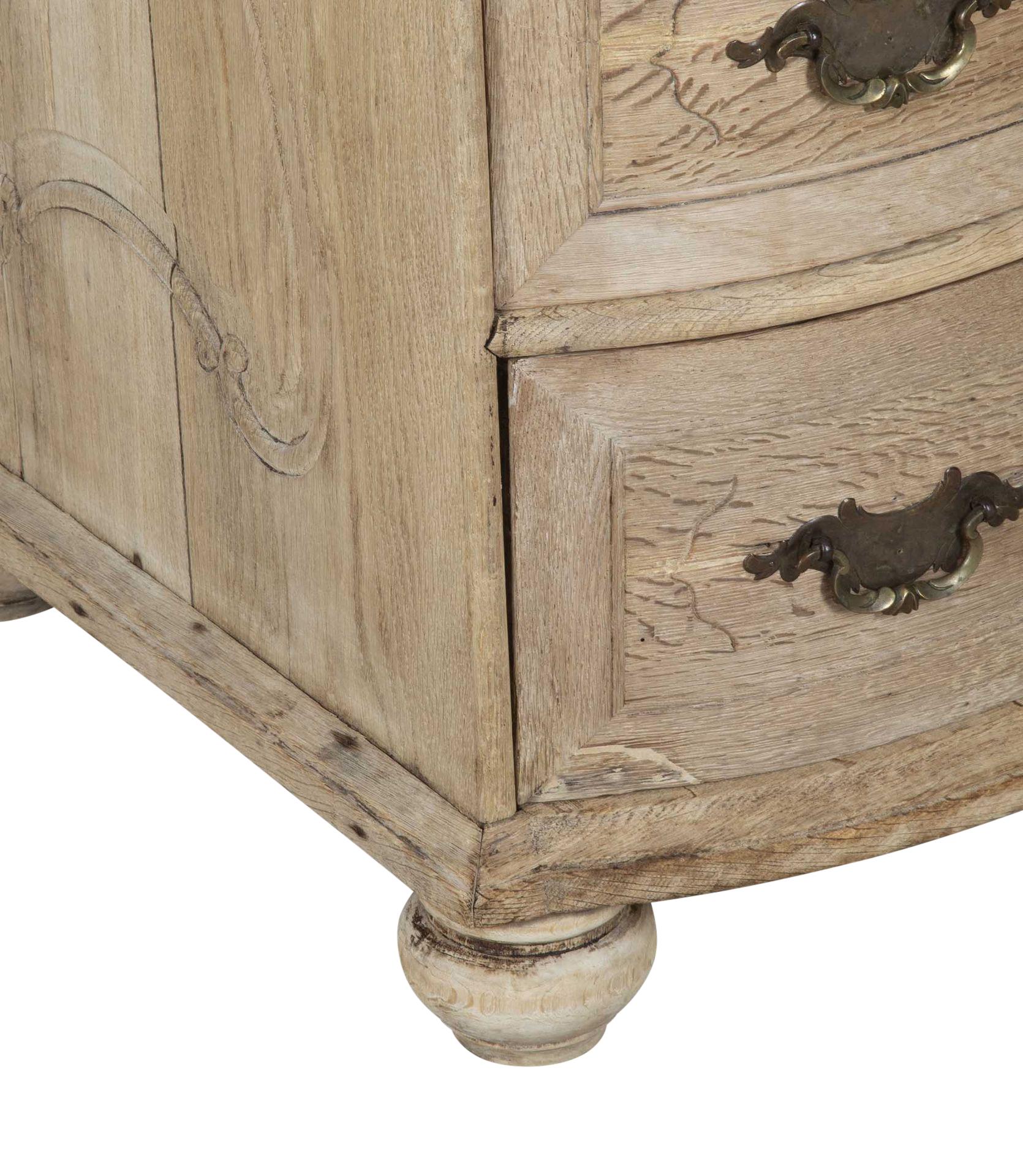18th Century French Serpentine Front Commode in Bleached Oak For Sale 2