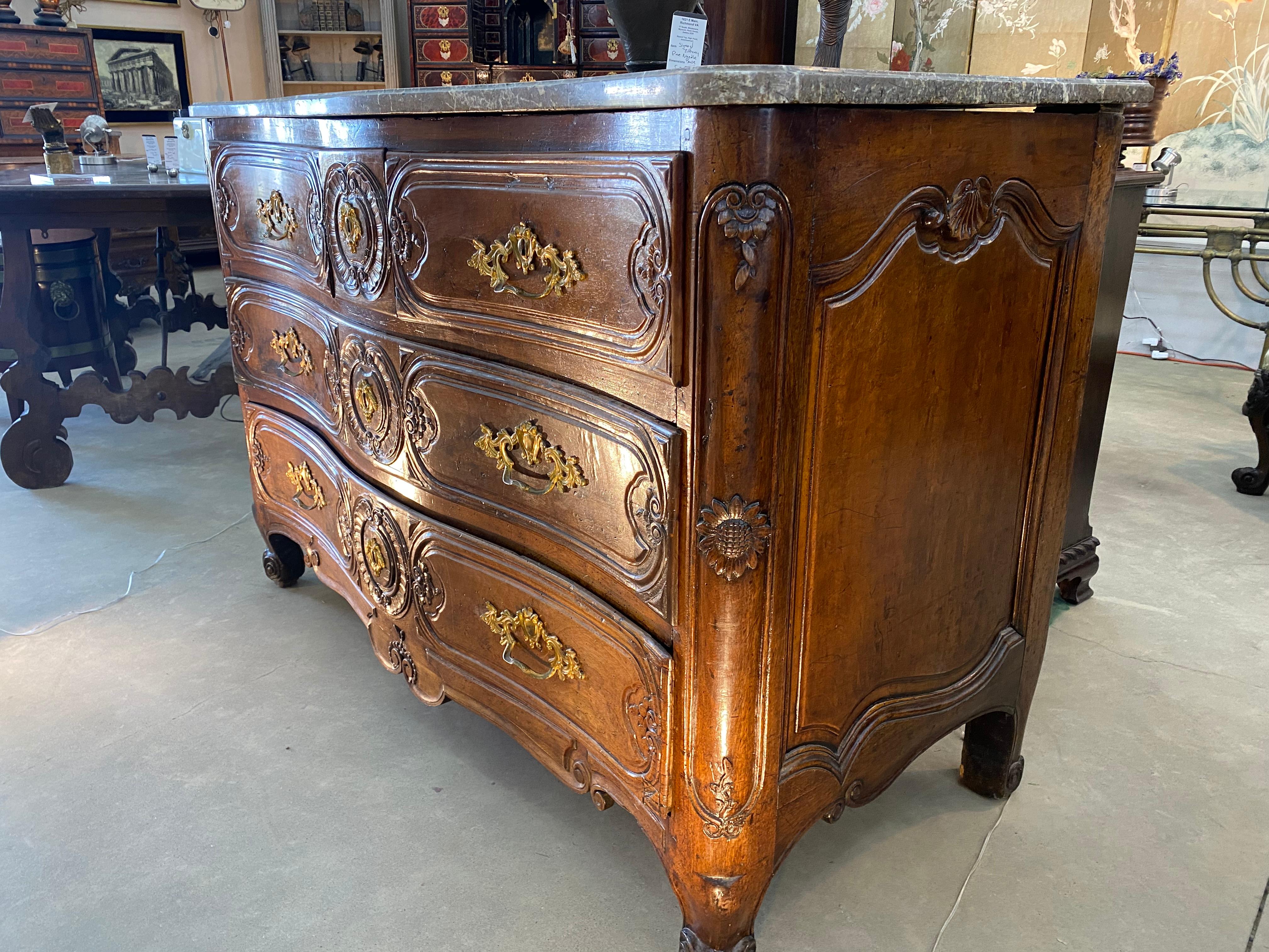 18th Century and Earlier 18th Century French Serpentine Marble Top Walnut Commode with Sunflowers