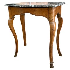 Tavolino francese del XVIII secolo con piano in marmo
