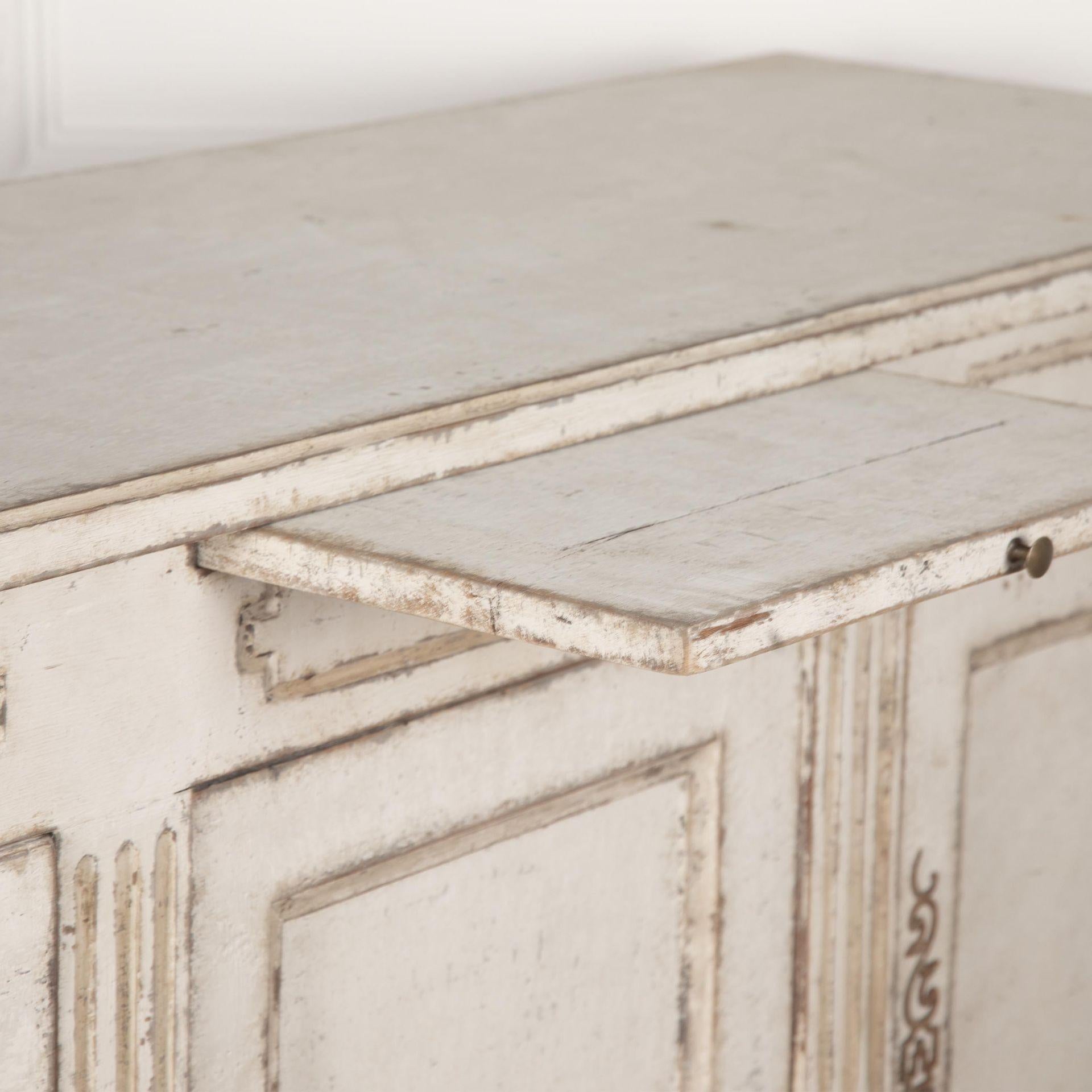 Credenza francese del XVIII secolo in vendita 3