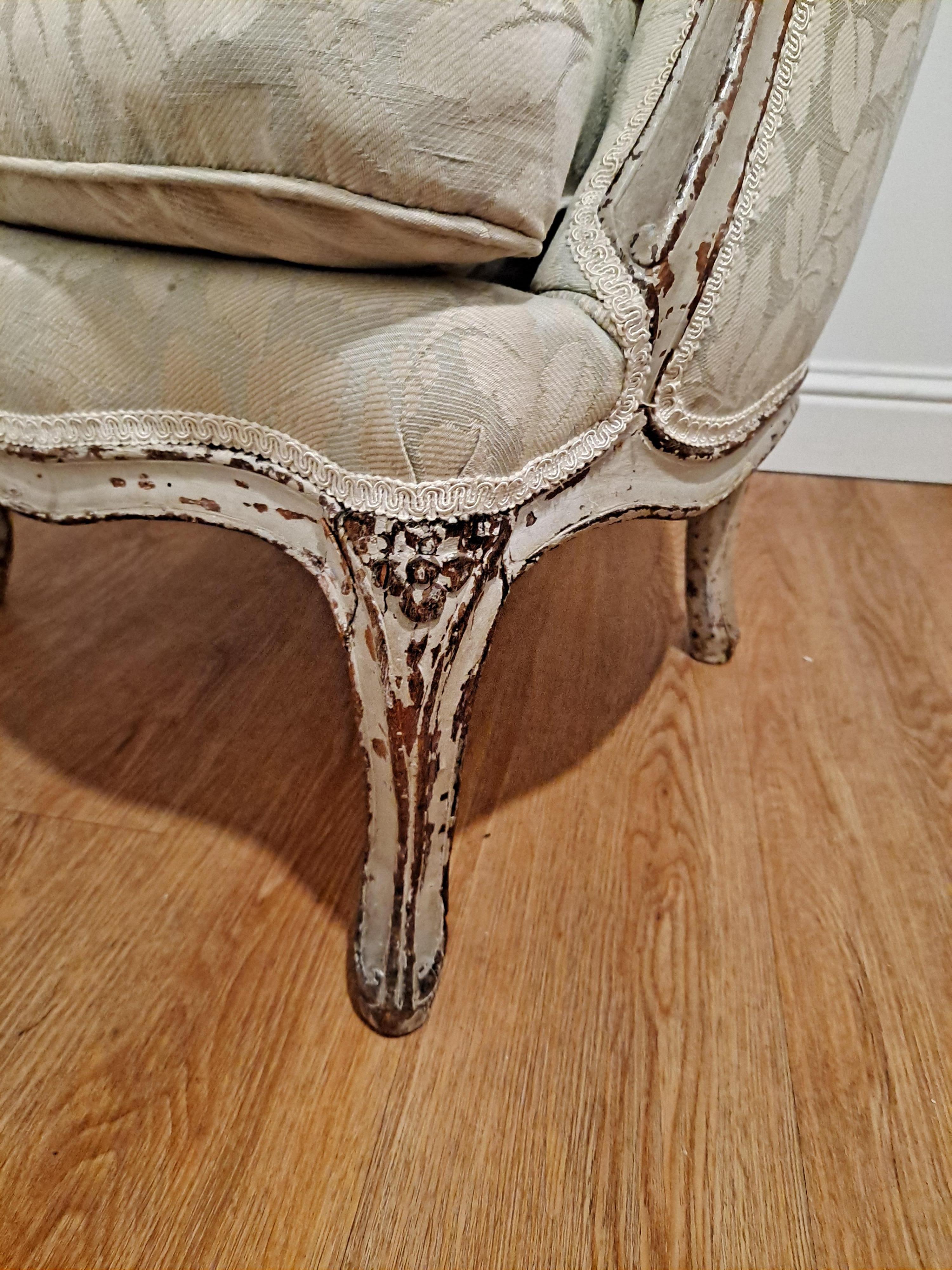 18th Century French Spoon Back Bergere Arm Chair In Good Condition For Sale In San Francisco, CA