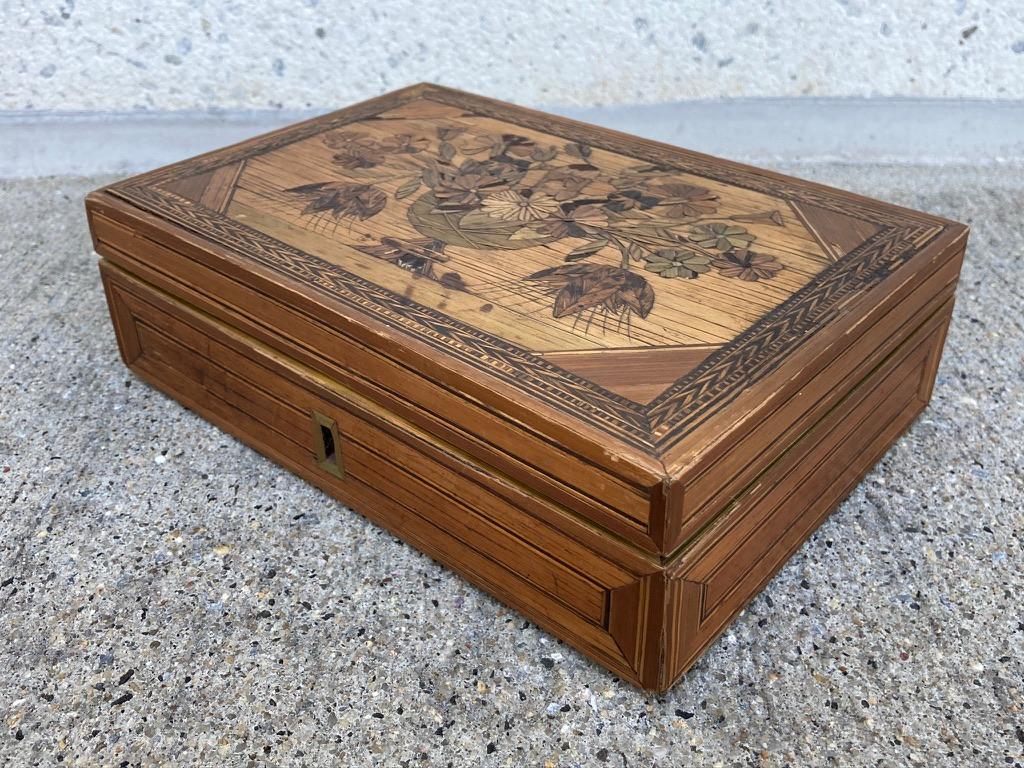 18th Century French Straw Marquetry, 'Marqueterie de Paille' Work Box 10
