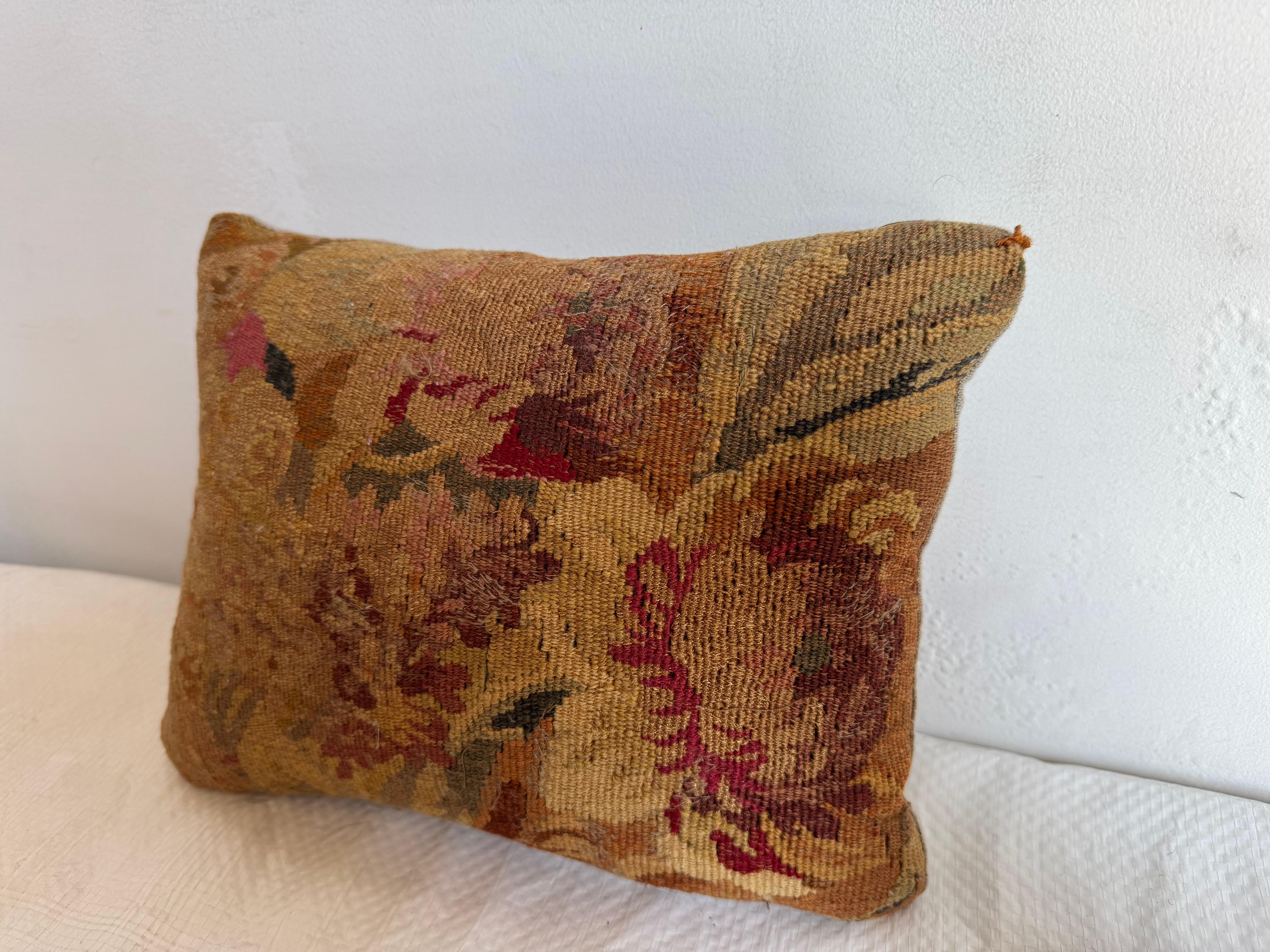 Tapiz francés del siglo XVIII Aubusson en venta