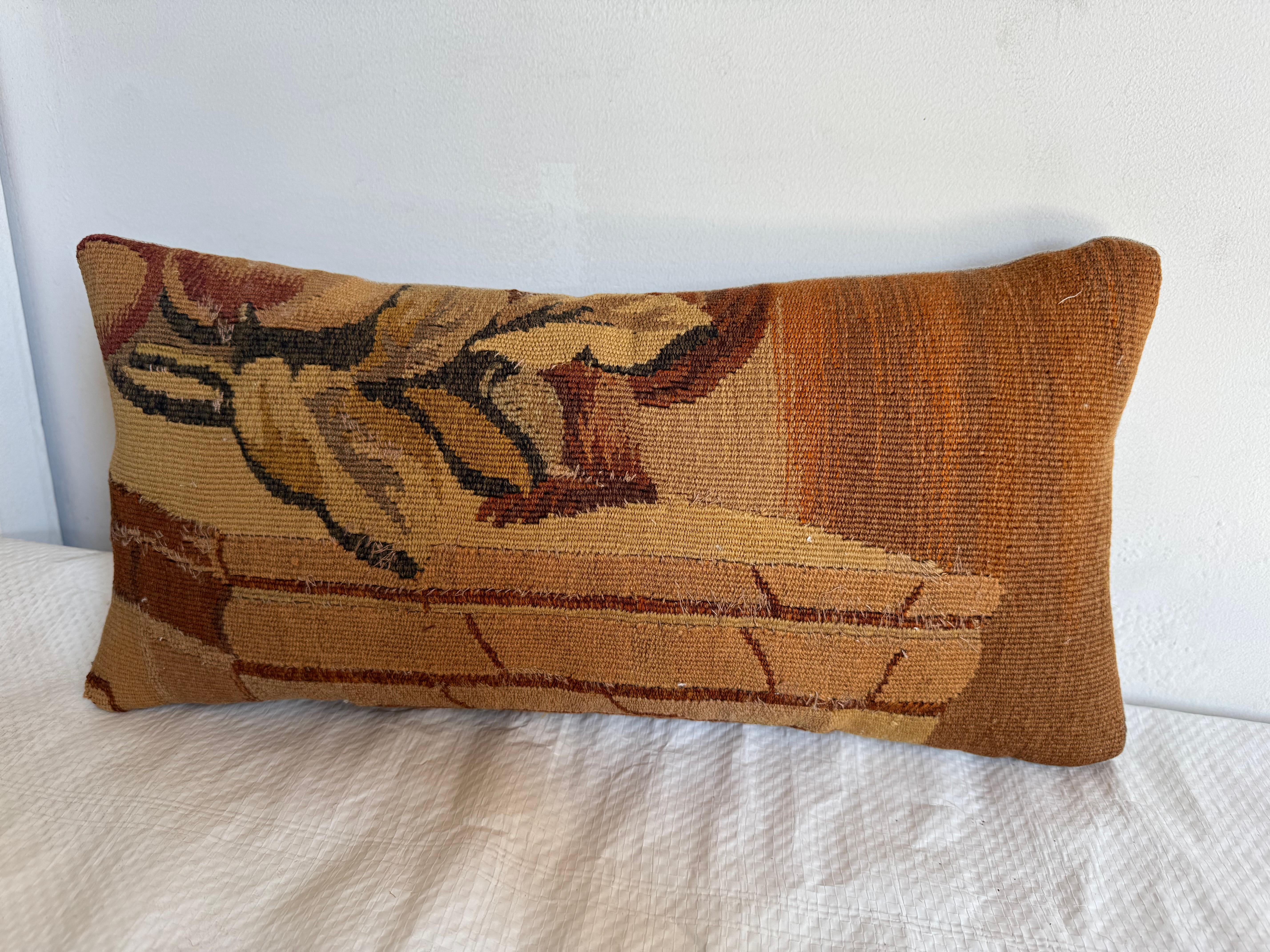 Aubusson Cuscino ad arazzo francese del XVIII secolo in vendita